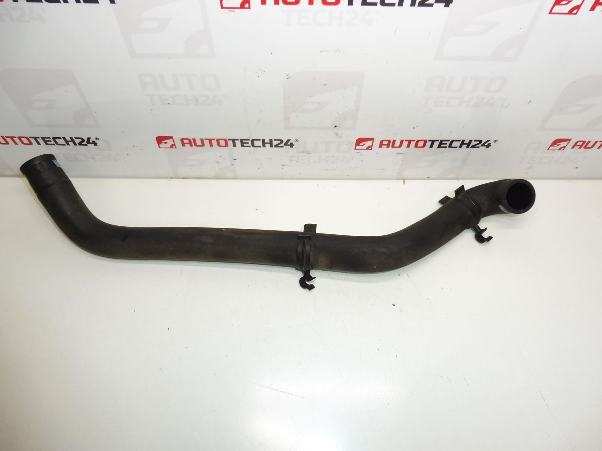 Connexion des vapeurs d'huile Citroën Peugeot 2.2 HDI 1180K2 – Image 2