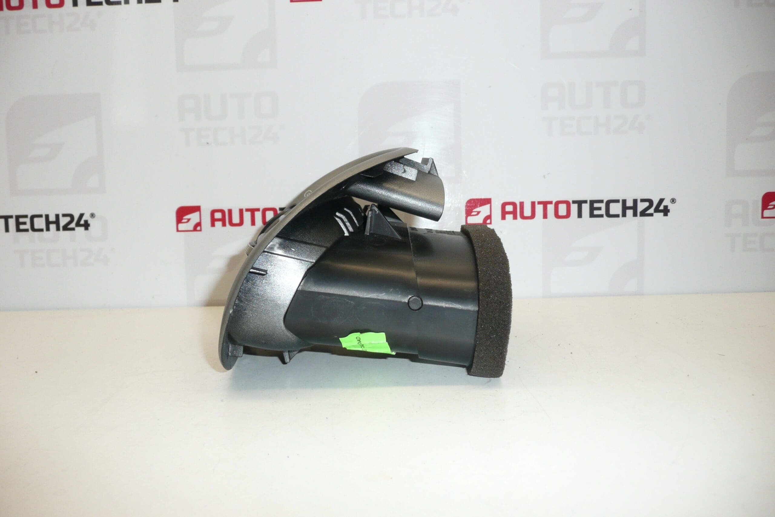 Ouverture de ventilation Citroën Xsara Picasso 9631280077 8264AV – Image 2