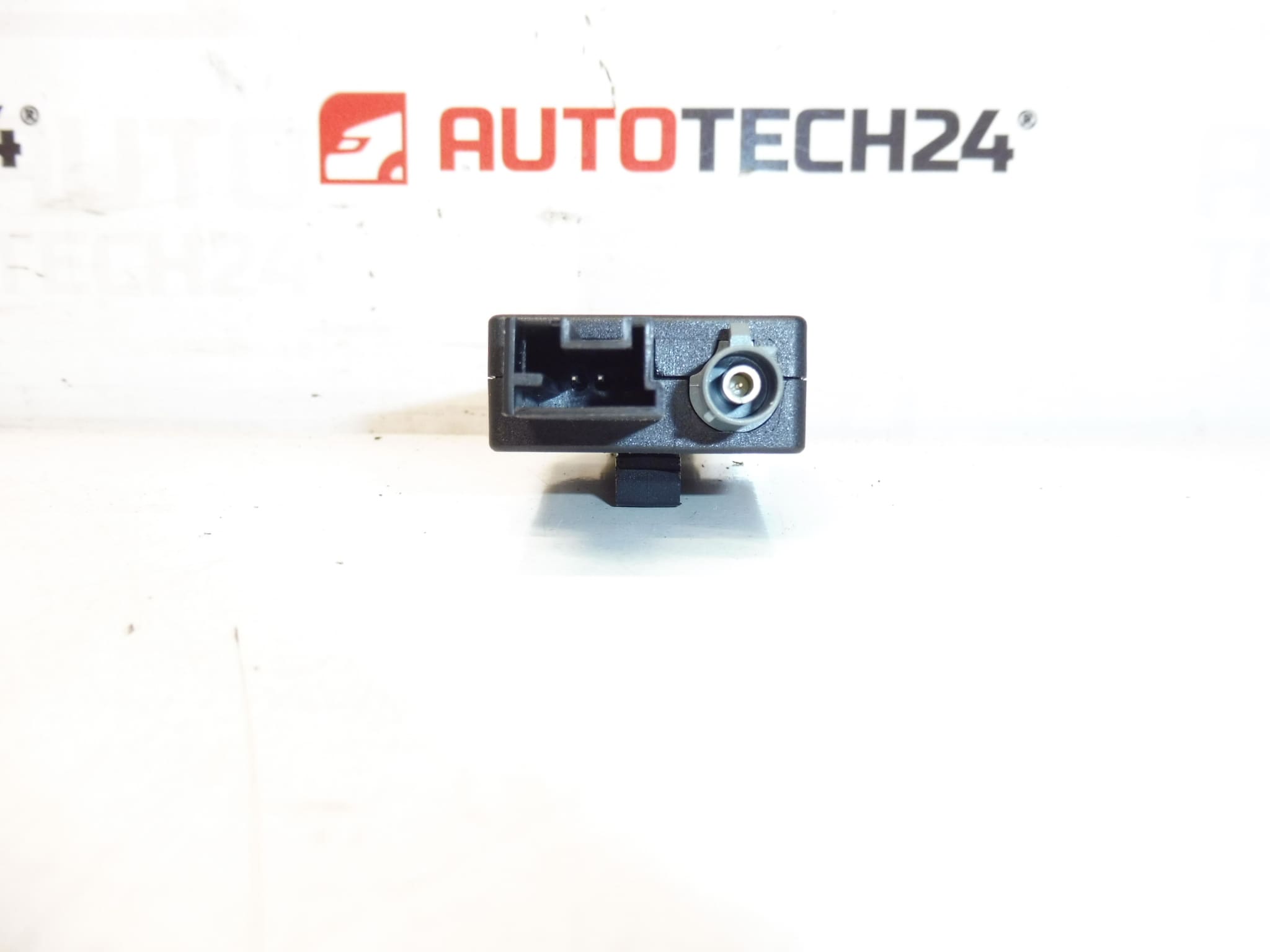 Adaptateur d'Impédance Citroën C4 II B7 et DS4 9666030380 658777 – Image 2