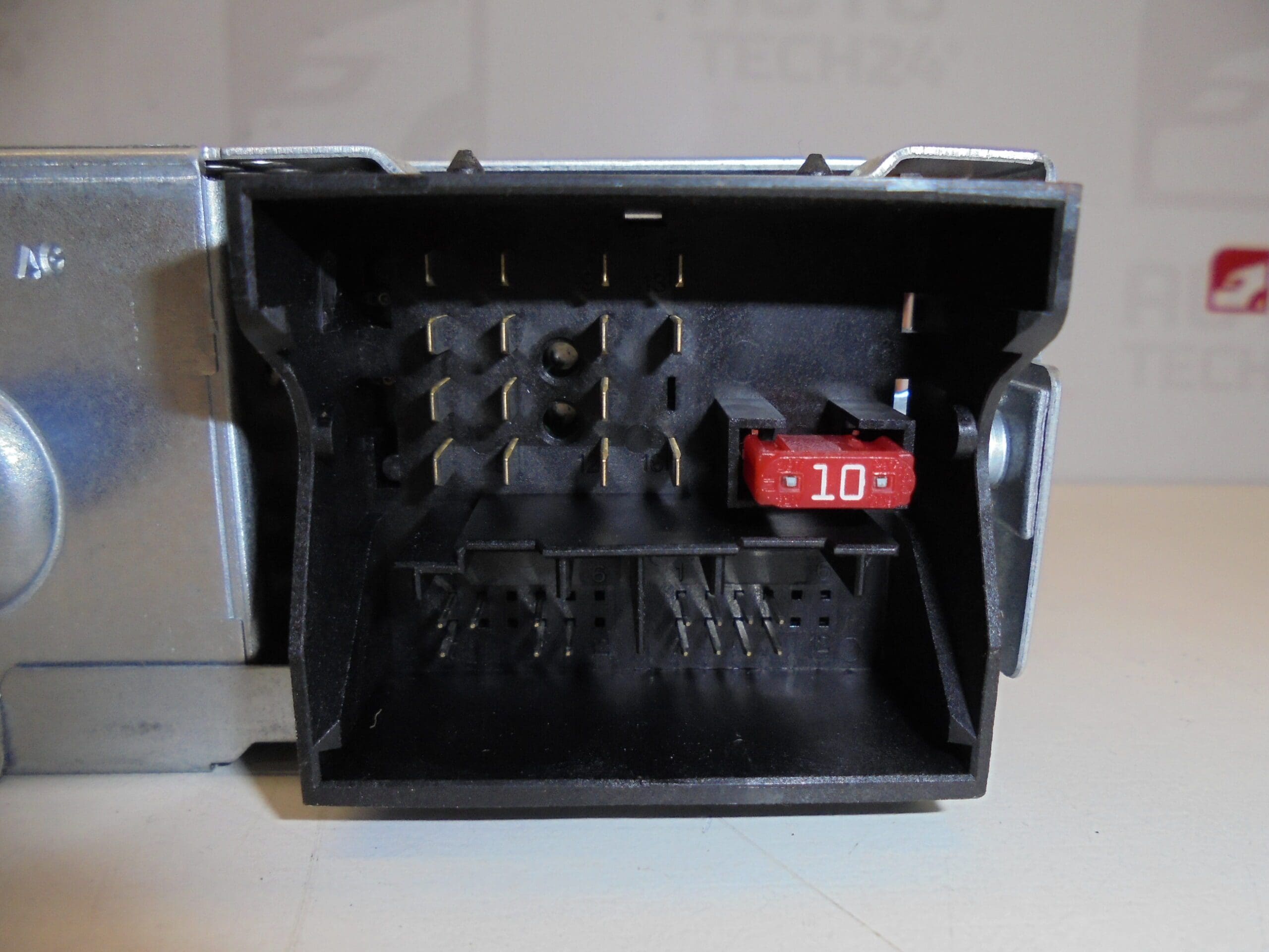 Autoradio CD Continental RD4N2M Peugeot 308 96660458XH 6574QT