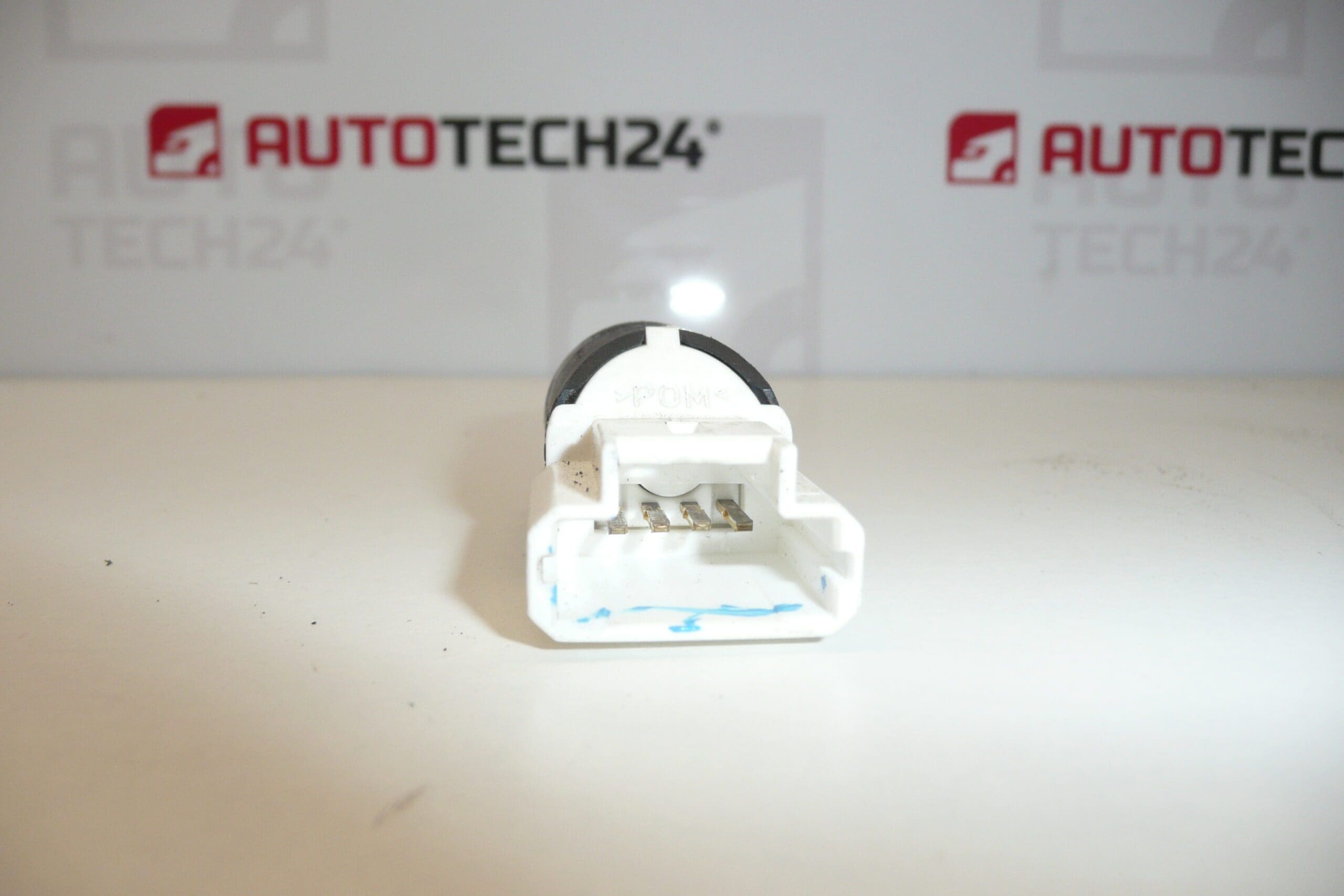 Contacteur de frein Citroën Peugeot 9643478880 453440