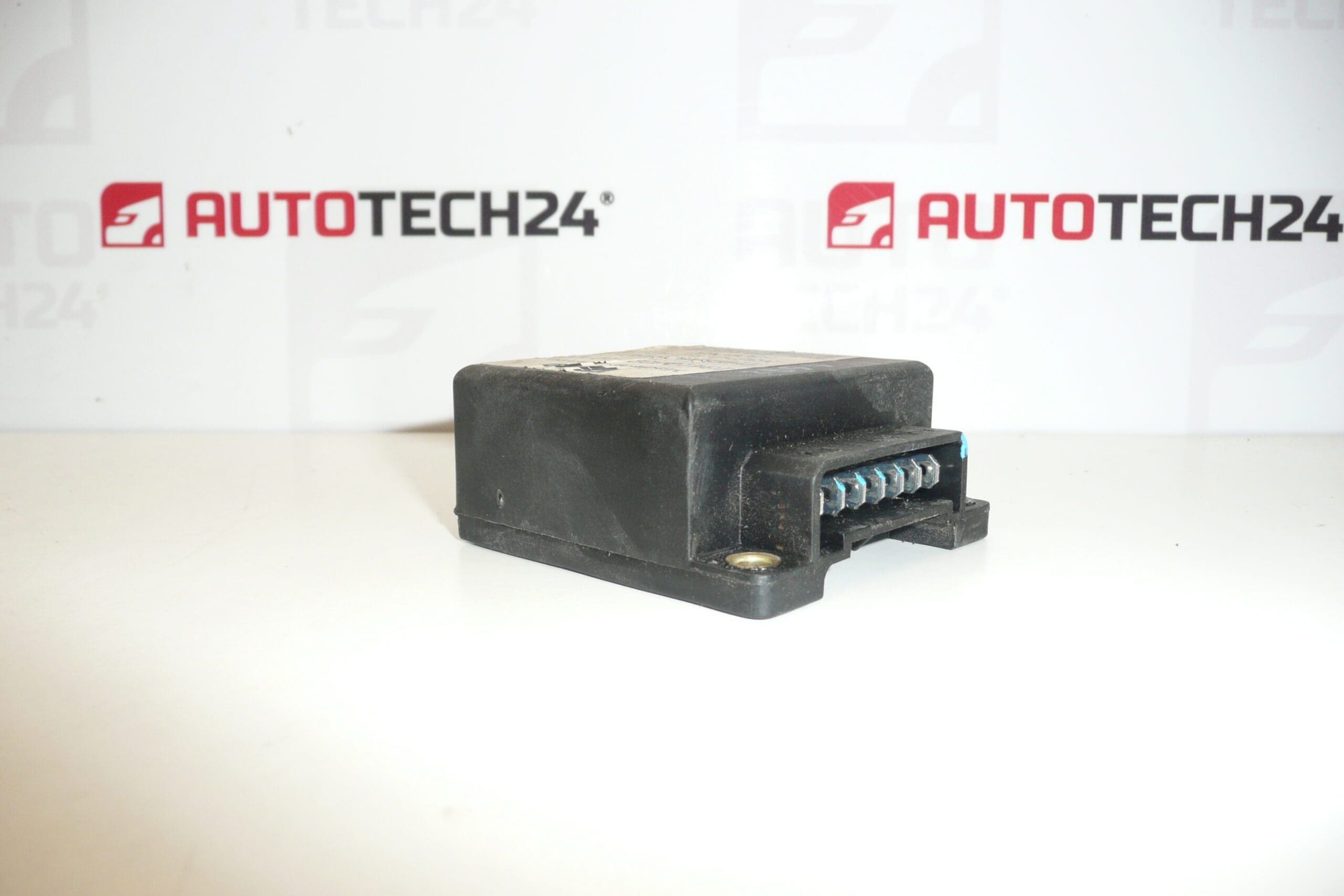 Thermostat de climatisation Valeo 73410602 6461A4