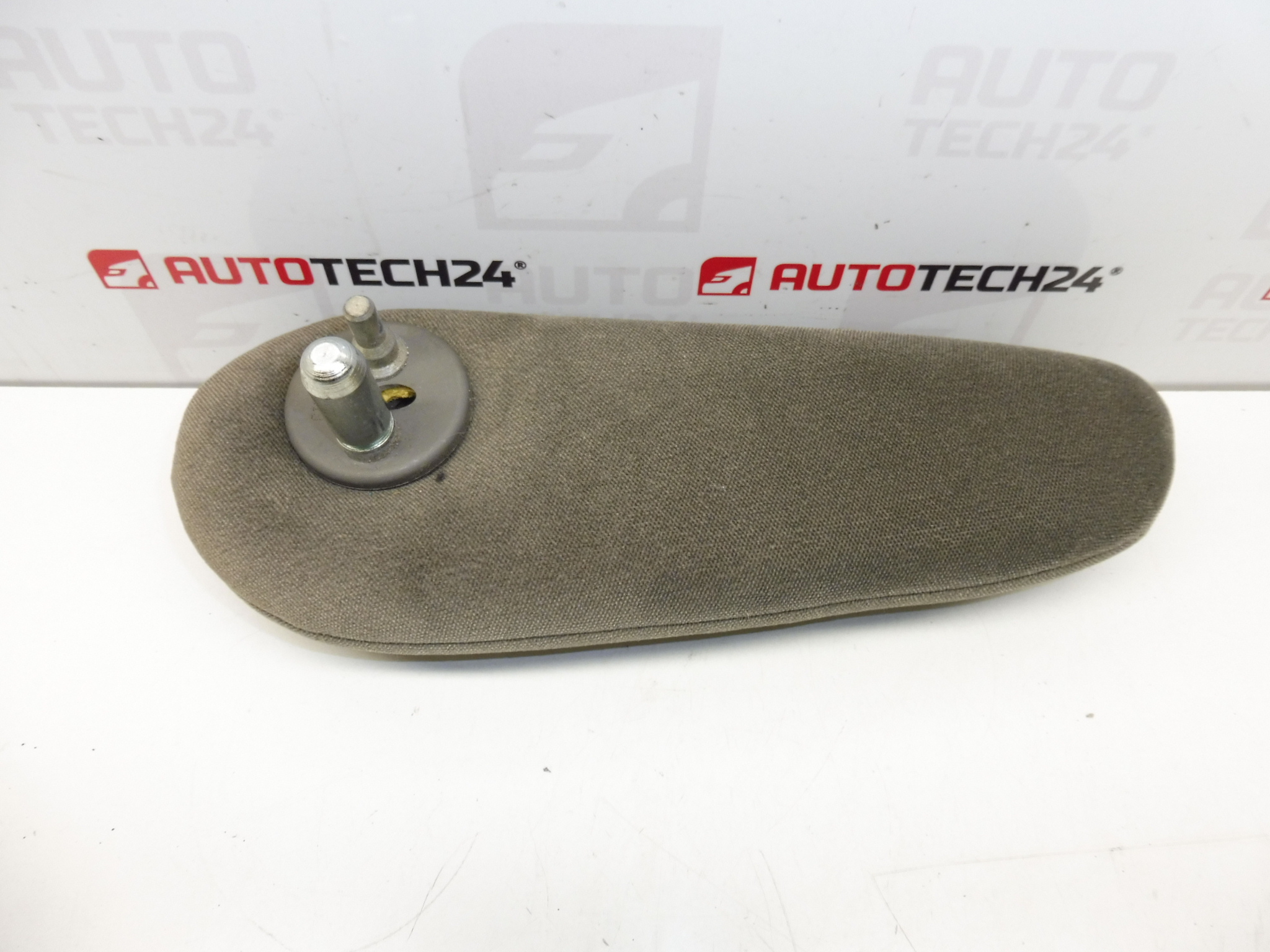 Accoudoir Citroën Peugeot 8830Q5