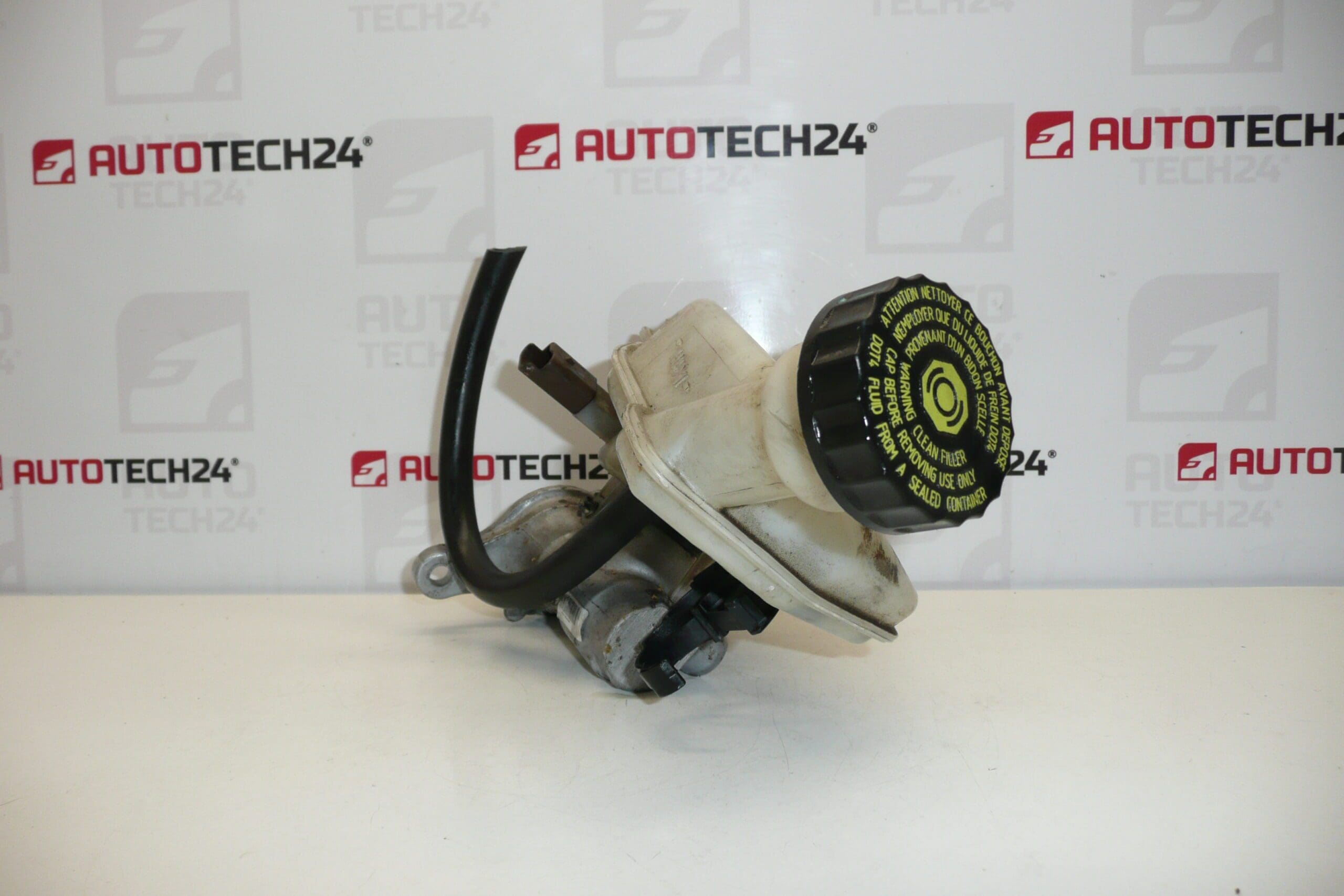 Maître cylindre de frein ATE Citroën Peugeot 010847 4601R6 463592