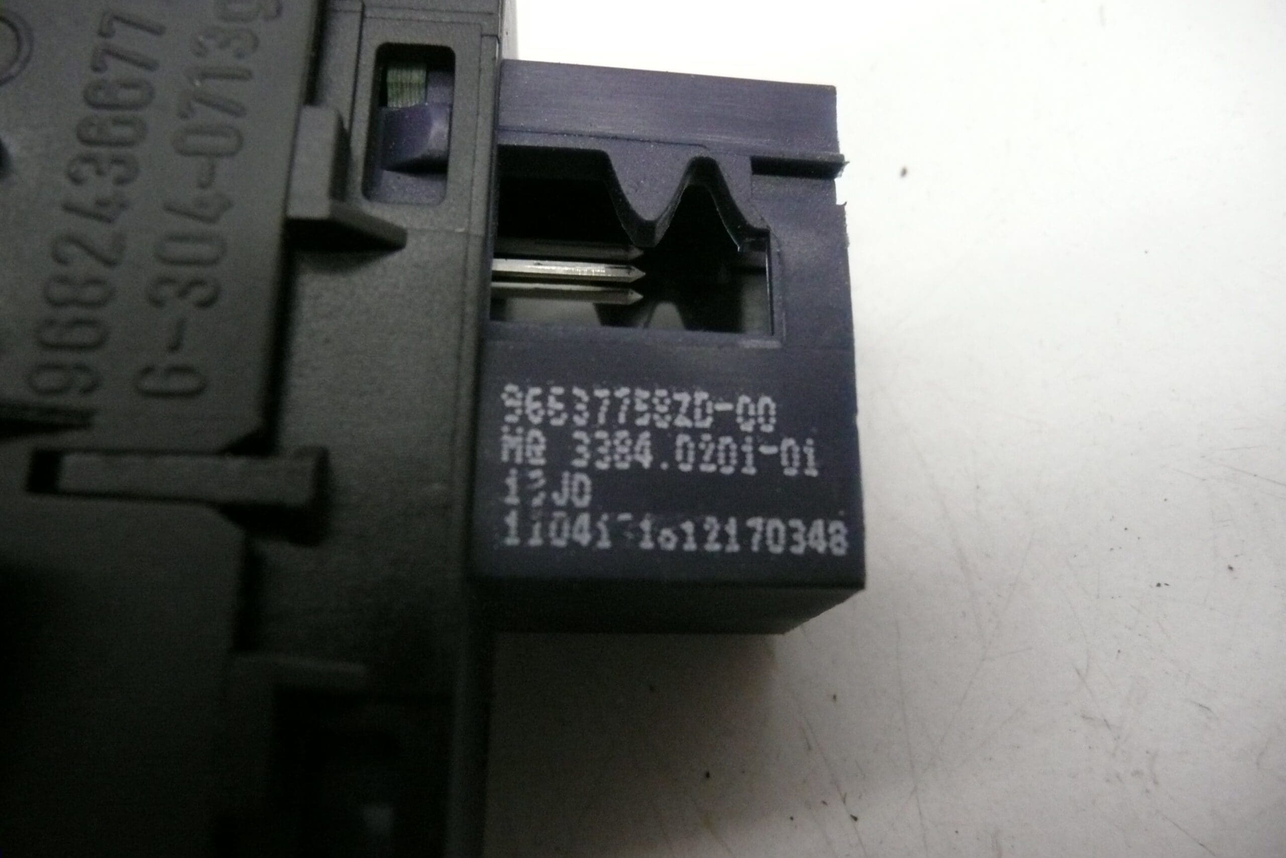 Commutateur Citroën C5 X7 96637758ZD 649048 649045