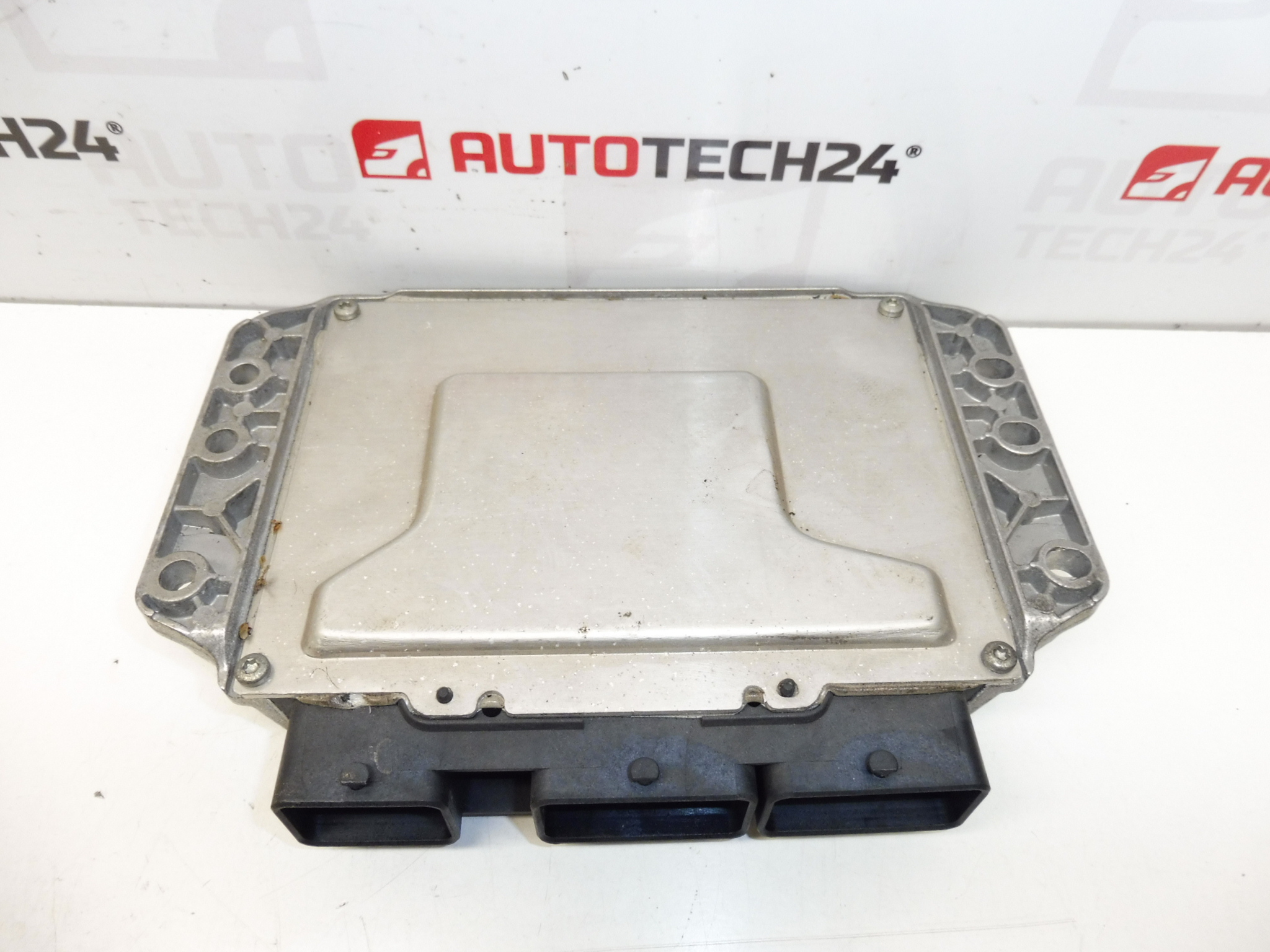 Peugeot 407 Transmission automatique ECU 9653388480 216804972A 9658798780