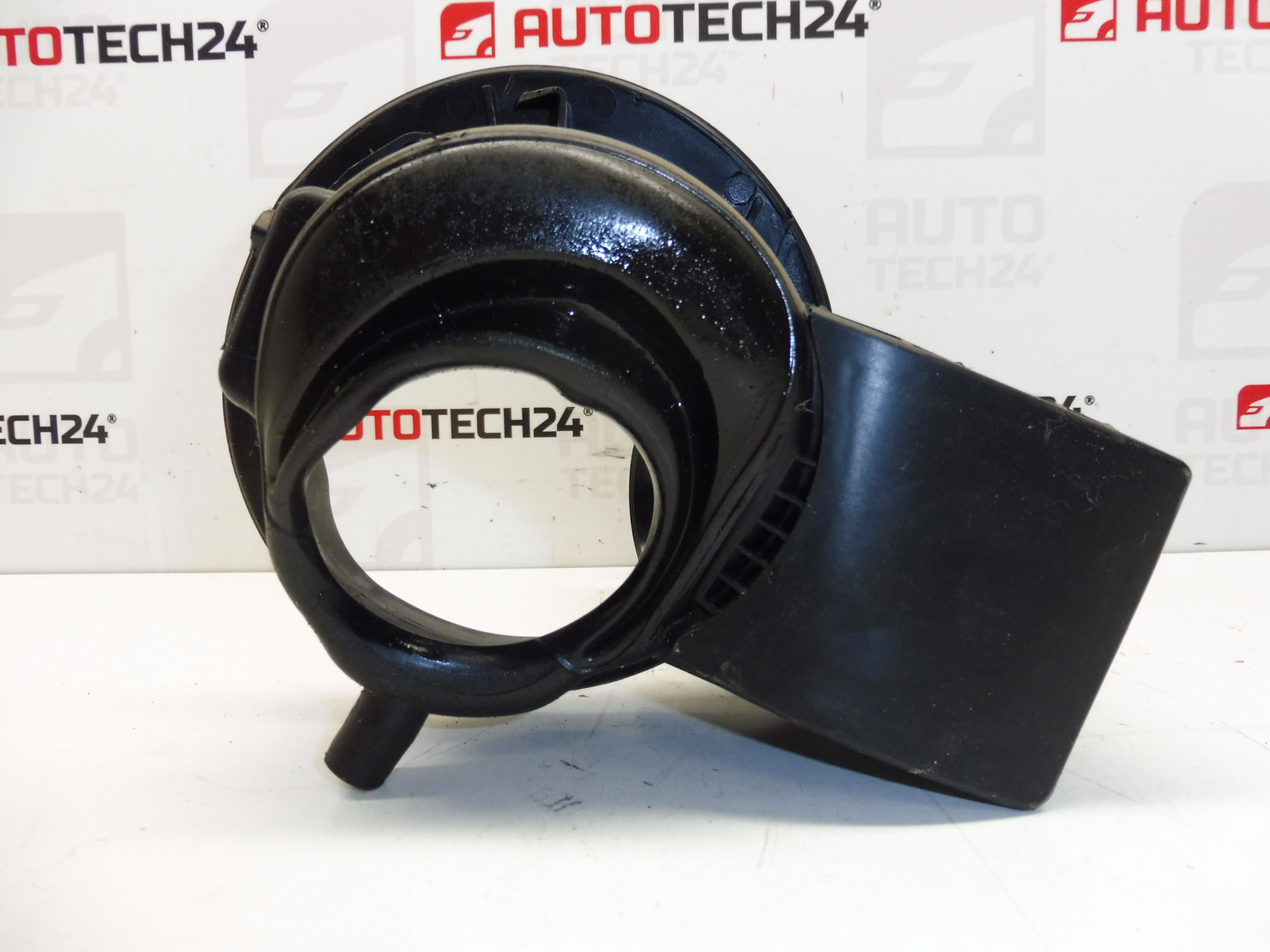 Goulotte de remplissage de réservoir Citroën C4 Grand Picasso 9654052280 9685086780 1517E3