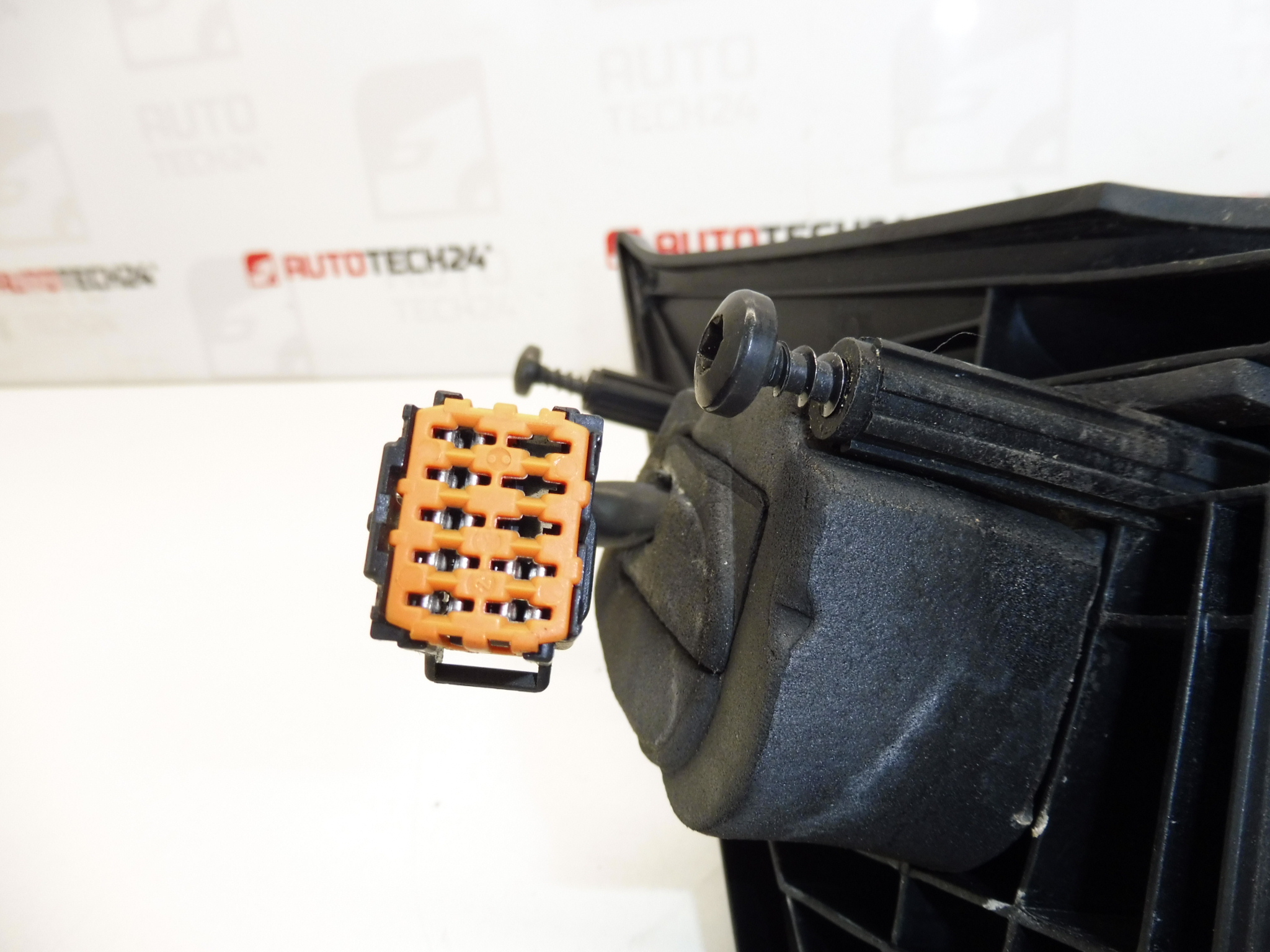 Rétroviseur droit Citroën Xsara KPUC 8148GL