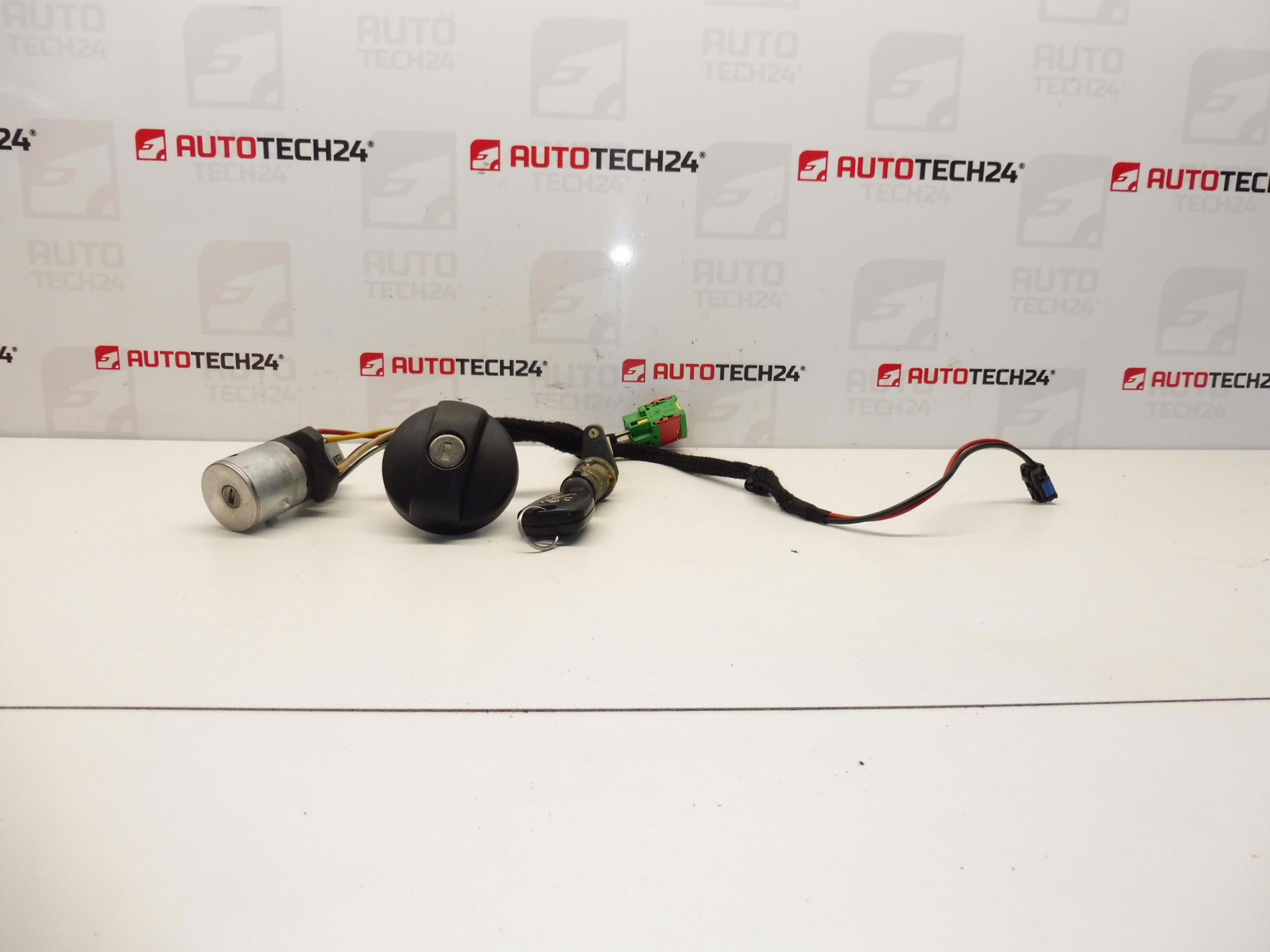 Coffret de commande, jeu de serrures, 1 clé Peugeot 307 4162AS 4162X4