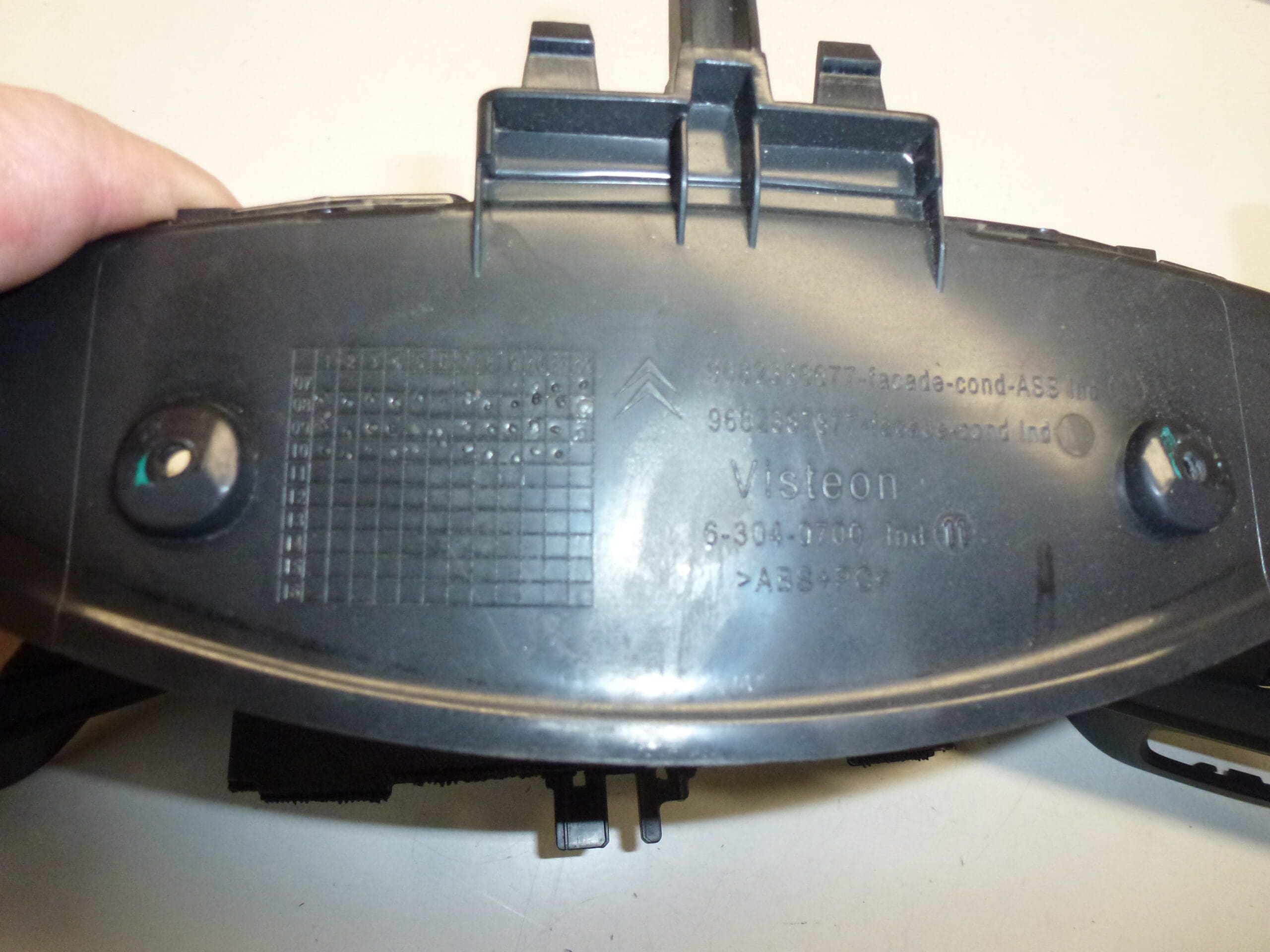 Grille de tachymètre Citroën C5 X7 9682386677 9682425477 9682425577