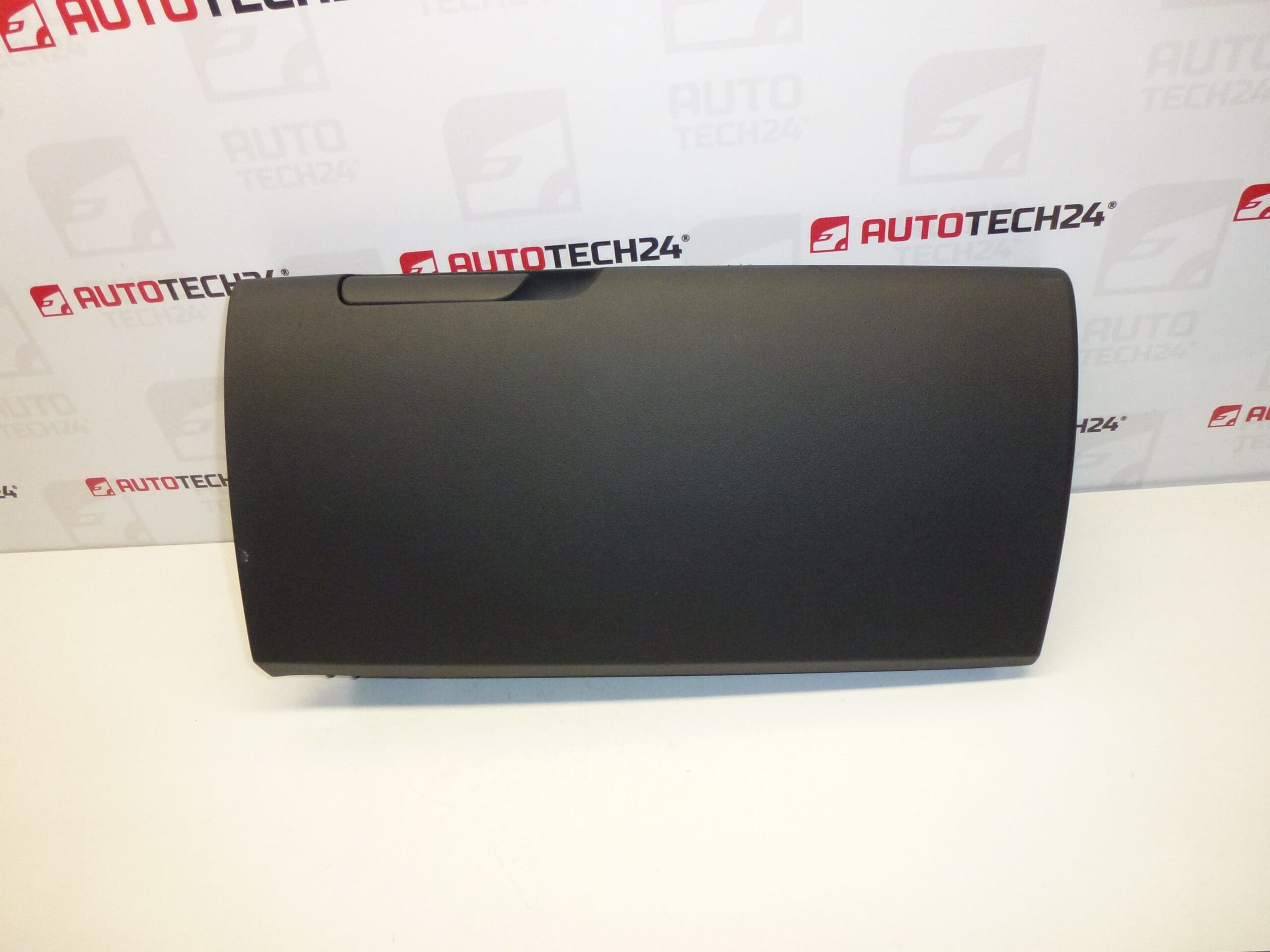 Porte, coffre de rangement Citroën C5 X7 16069568ZD 8226PL