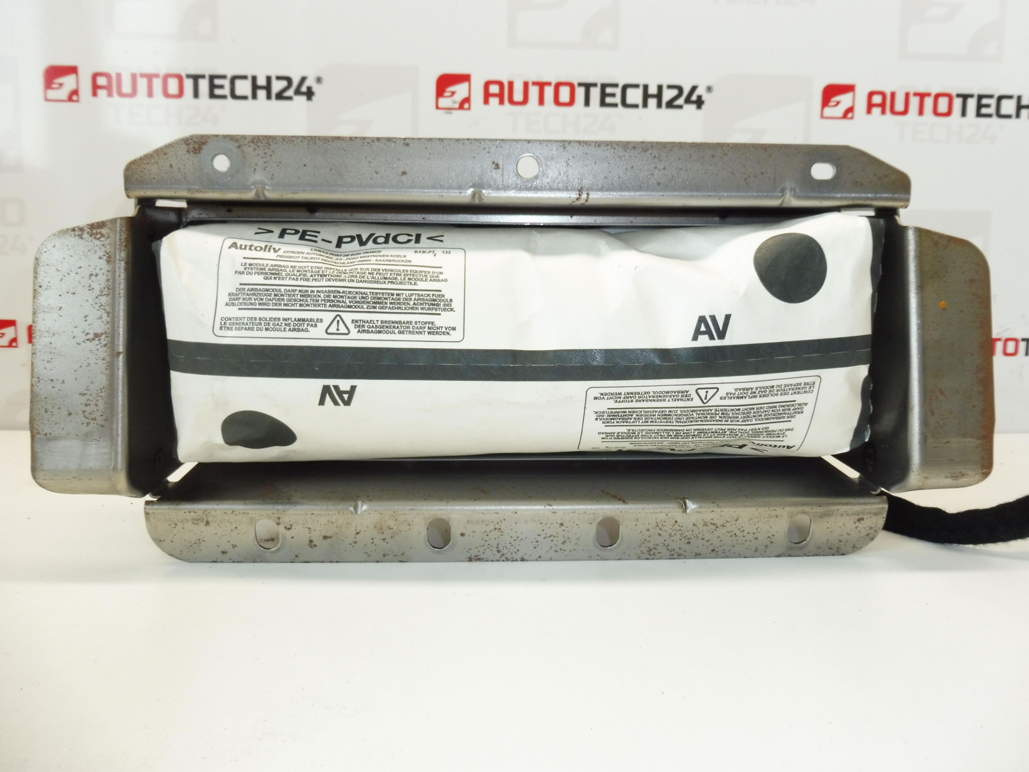 Airbag avant droit Peugeot 607 9629440880 8216E5