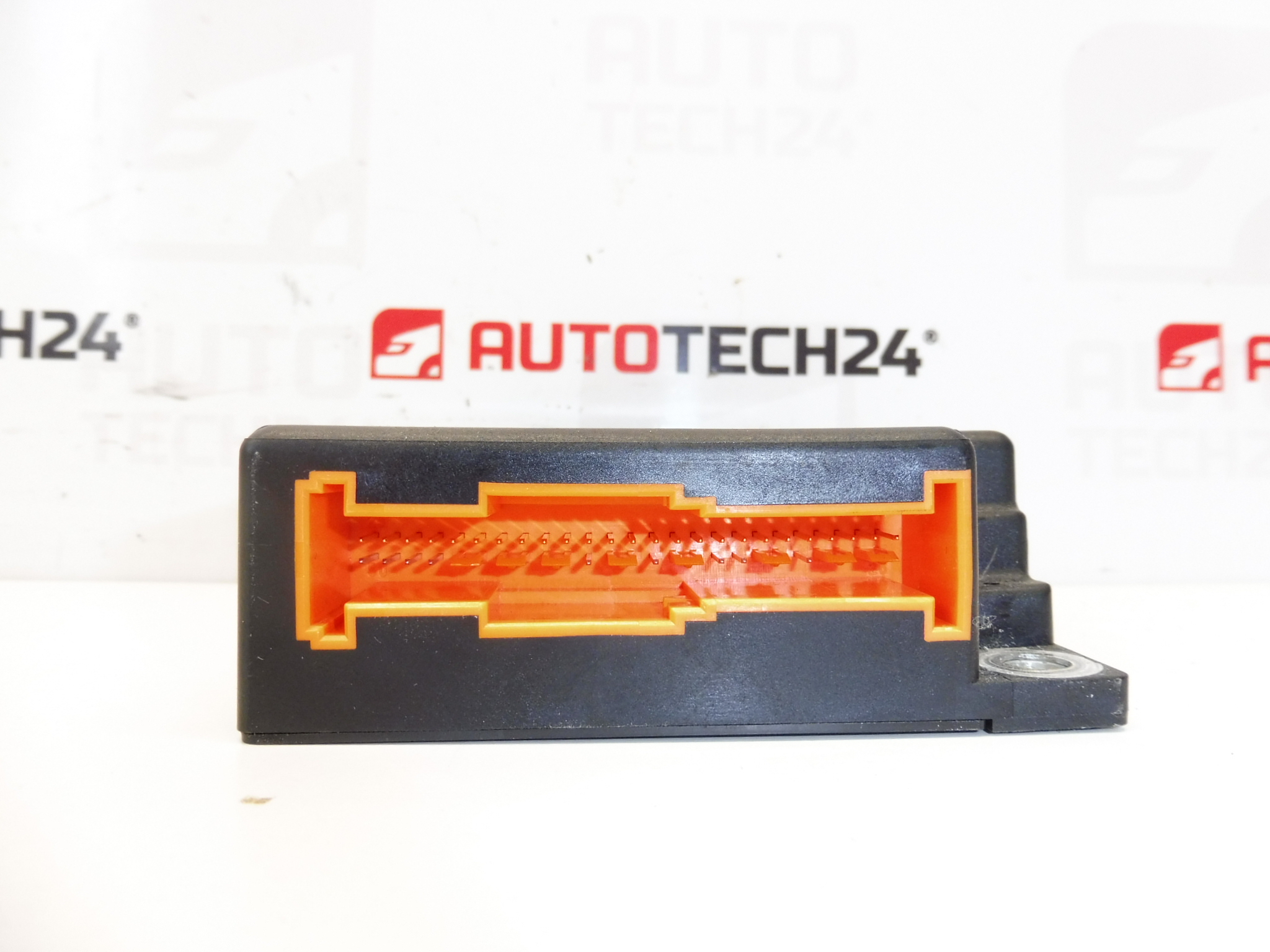 Unité d'airbag Peugeot 607 9648832180 6556NZ 6545JK