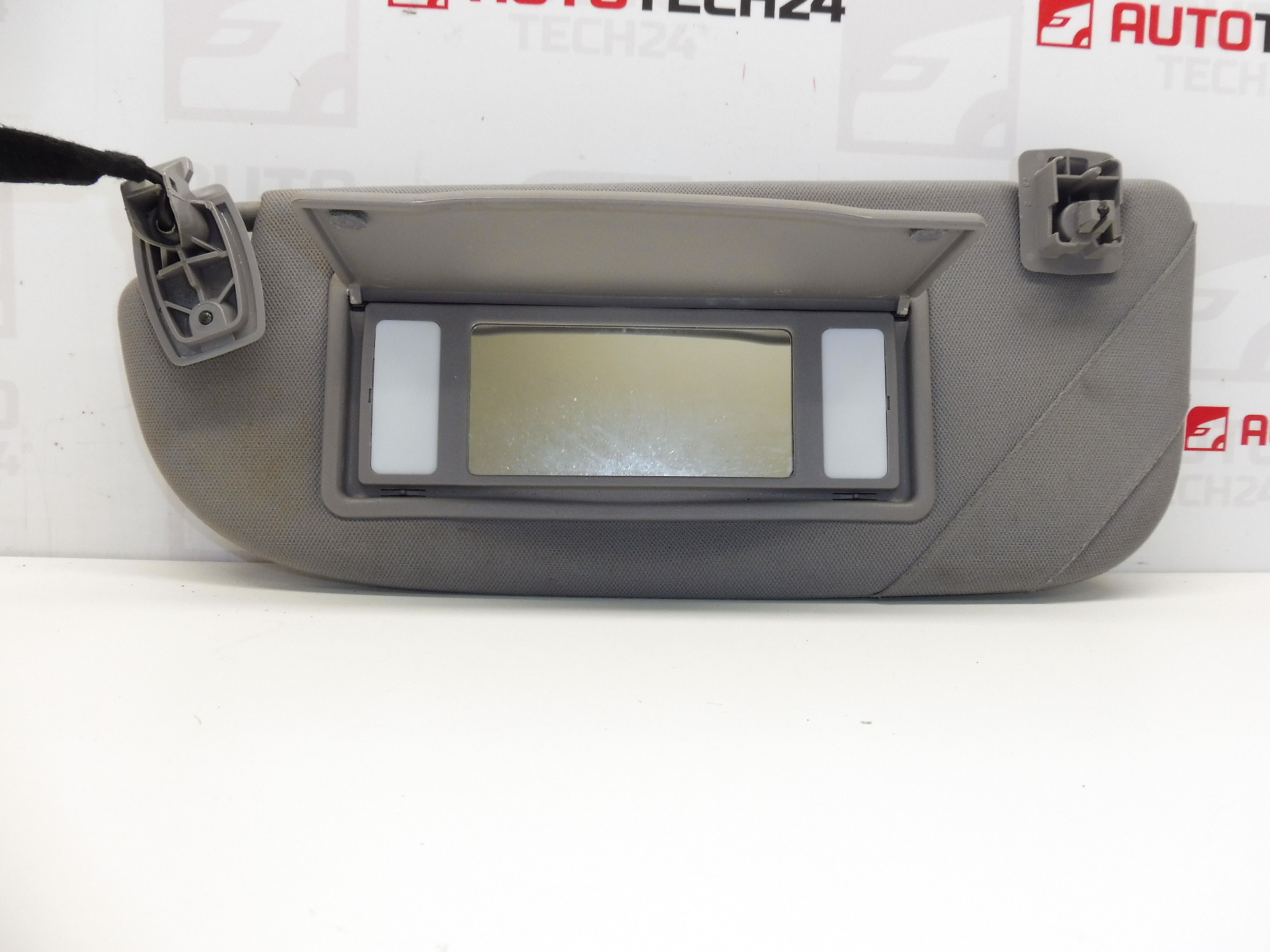 Eclairage pare-soleil Peugeot 607 - gauche 8143KX