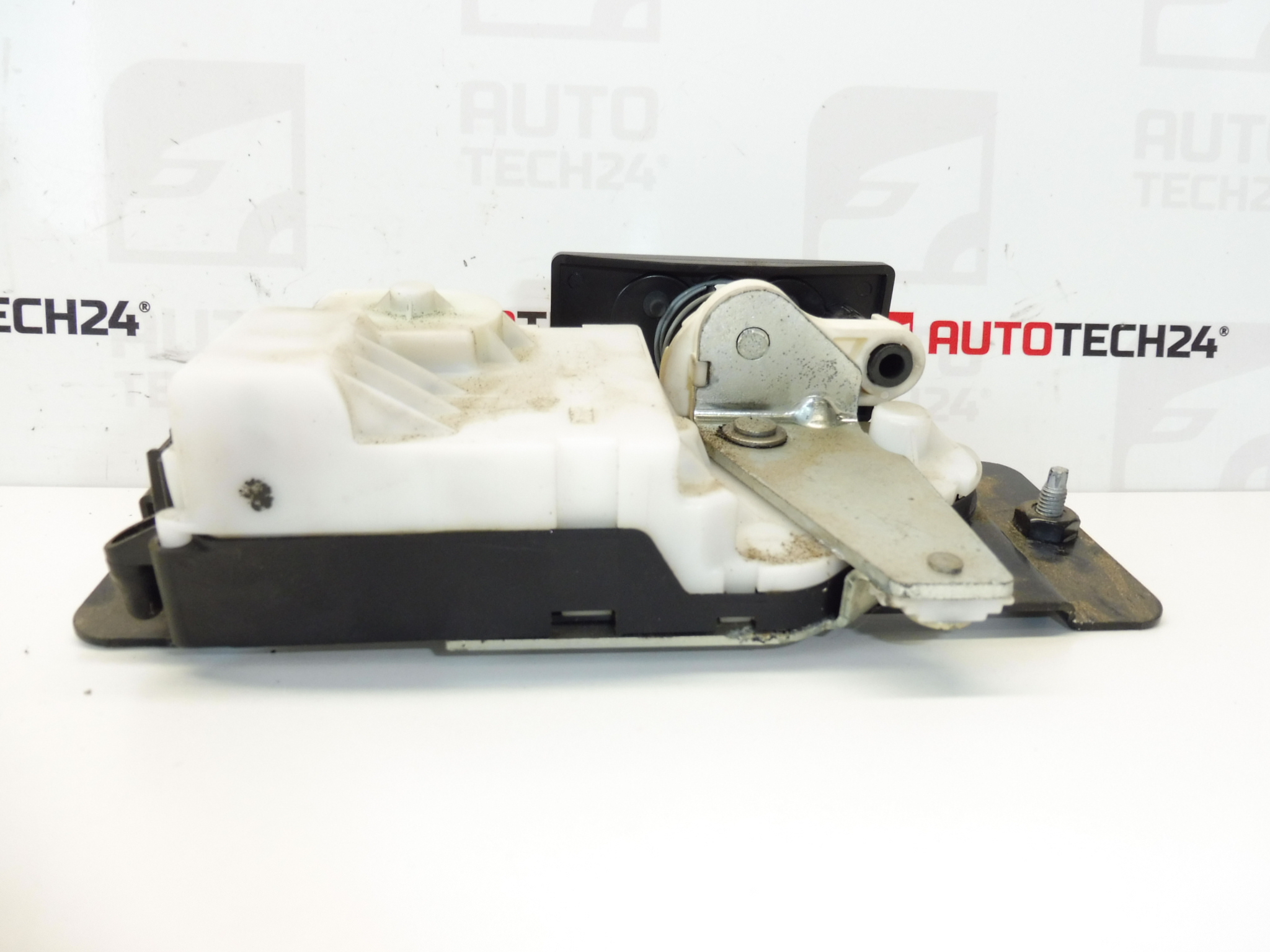 Compteur de serrure de coffre Peugeot 607 865428 865429