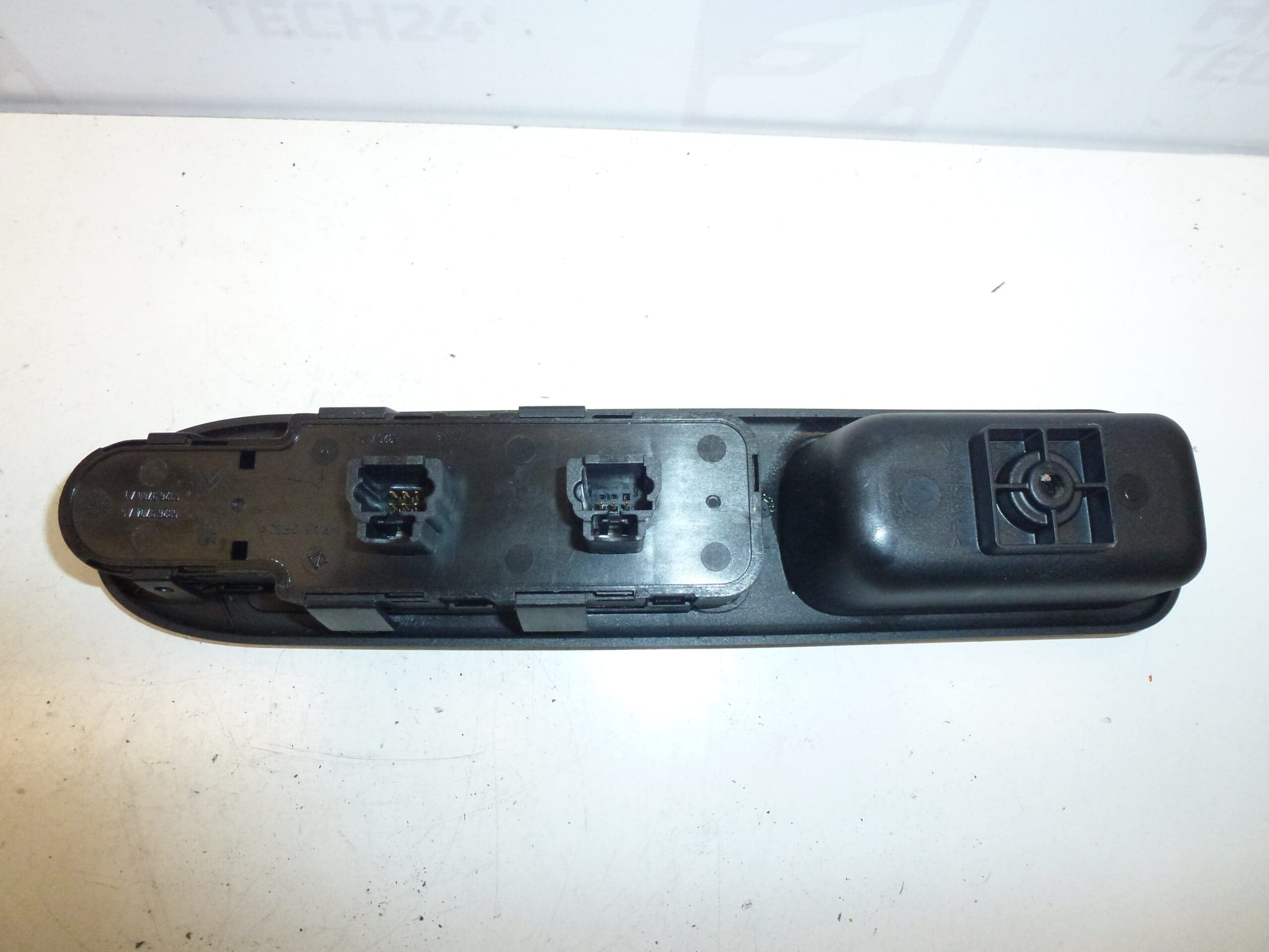 Lève-vitre Peugeot 307 02-07 96351623XT 6554KT