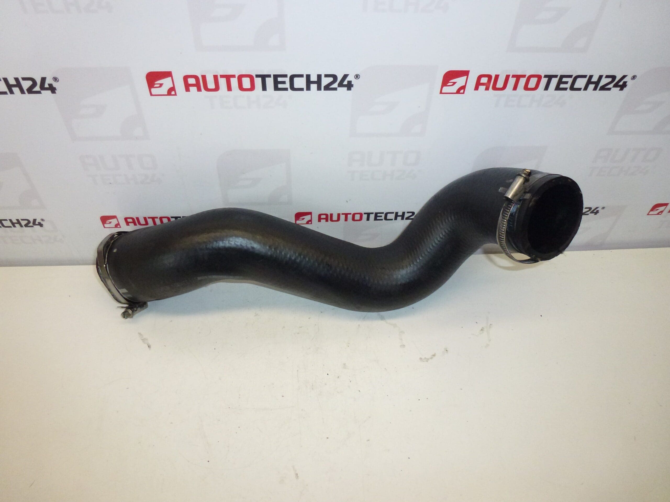 Durite de turbo Citroën Peugeot 2.2 HDI 0382S2