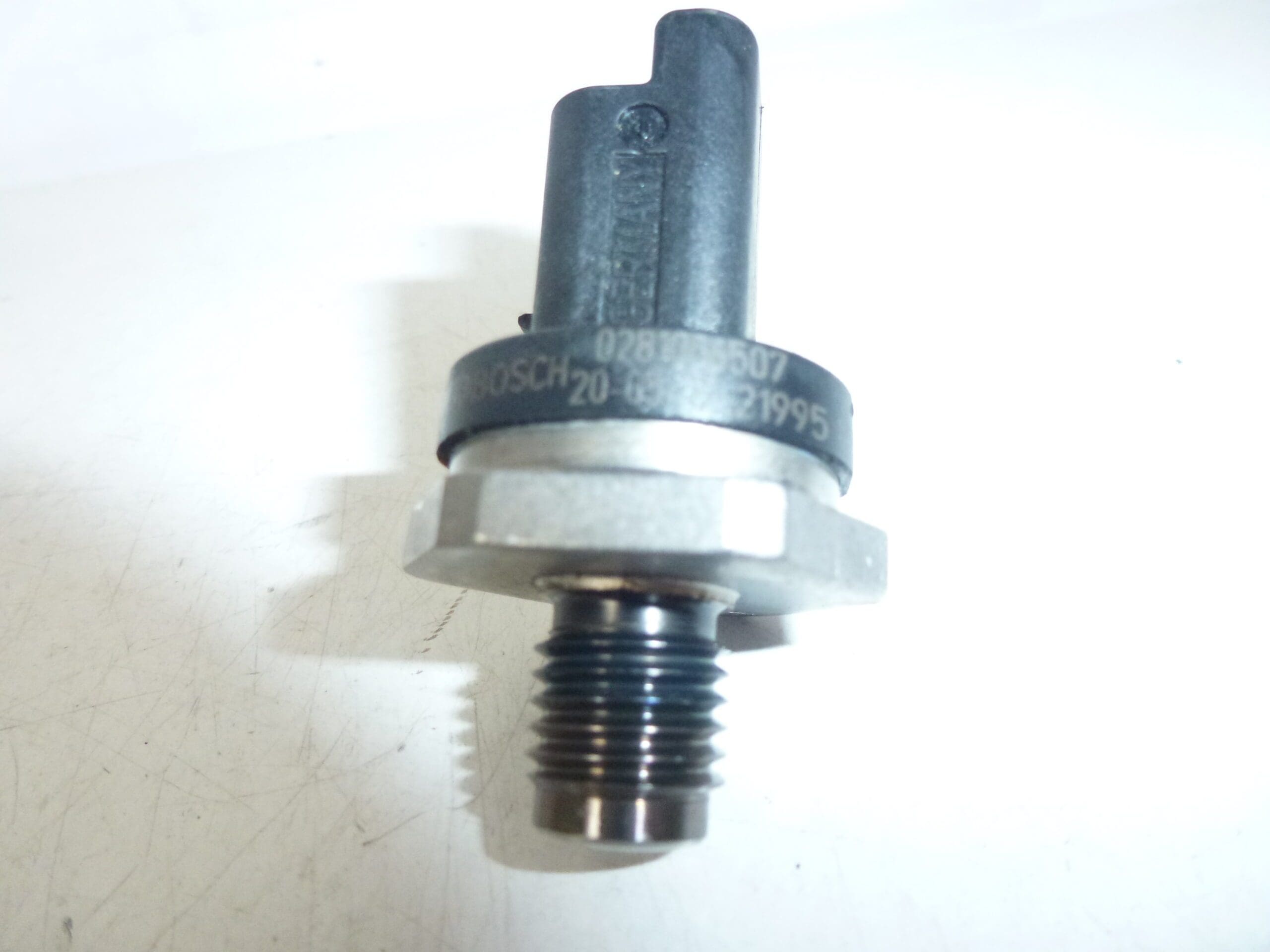 Capteur de pression de carburant Bosch 0281006507 0281002797