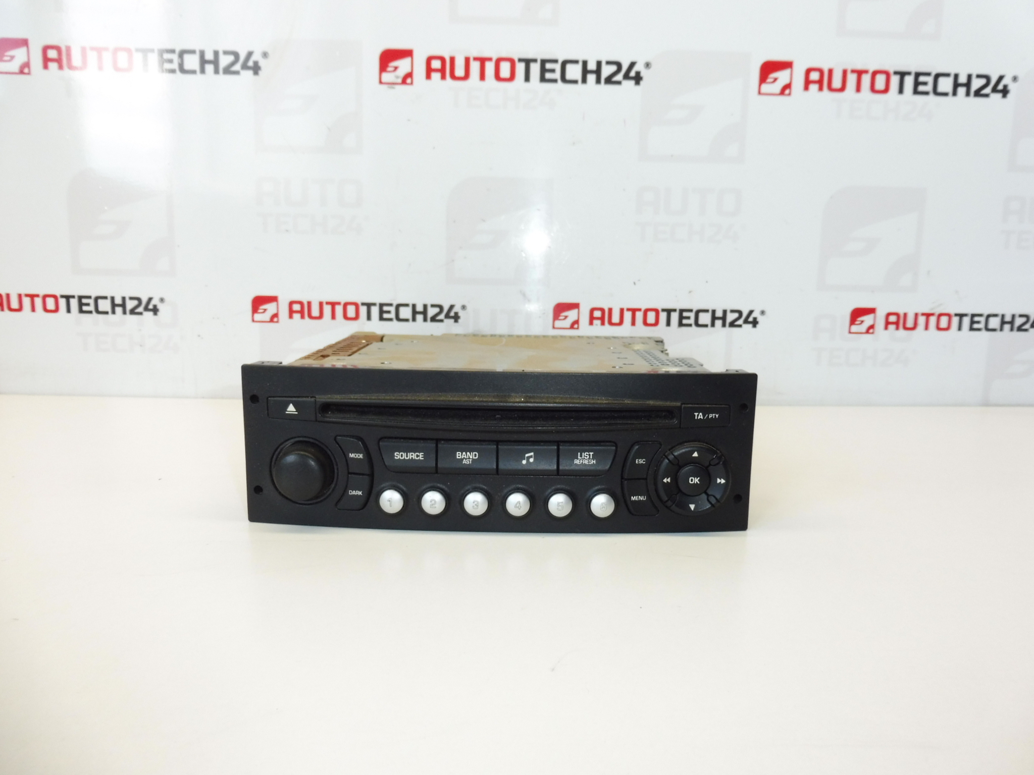 Autoradio avec CD Siemens RD4 N1-00 Citroën Peugeot 96537894XT 6564L6