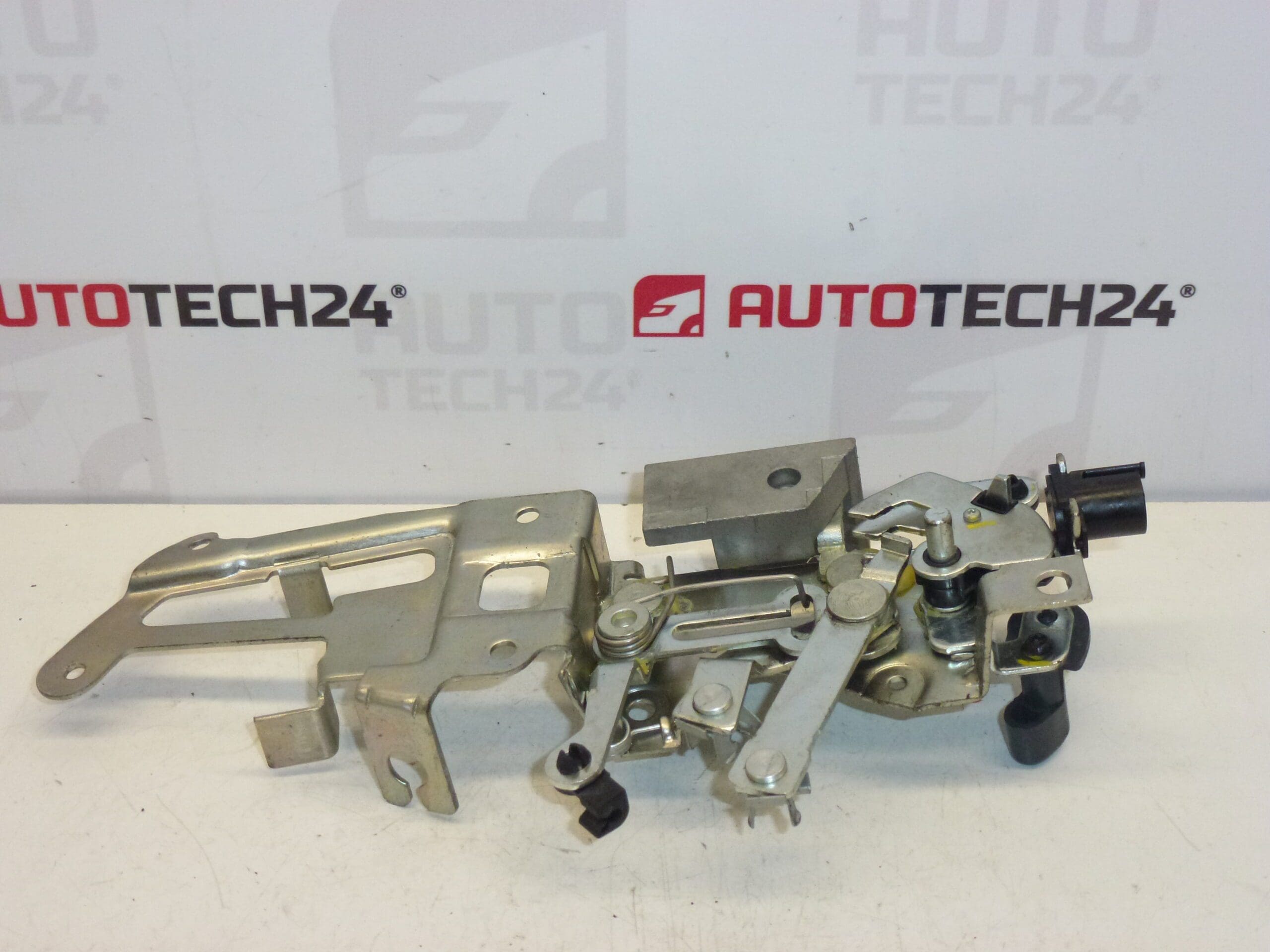 Serrure de porte arrière droite Citroën Peugeot 9138H2