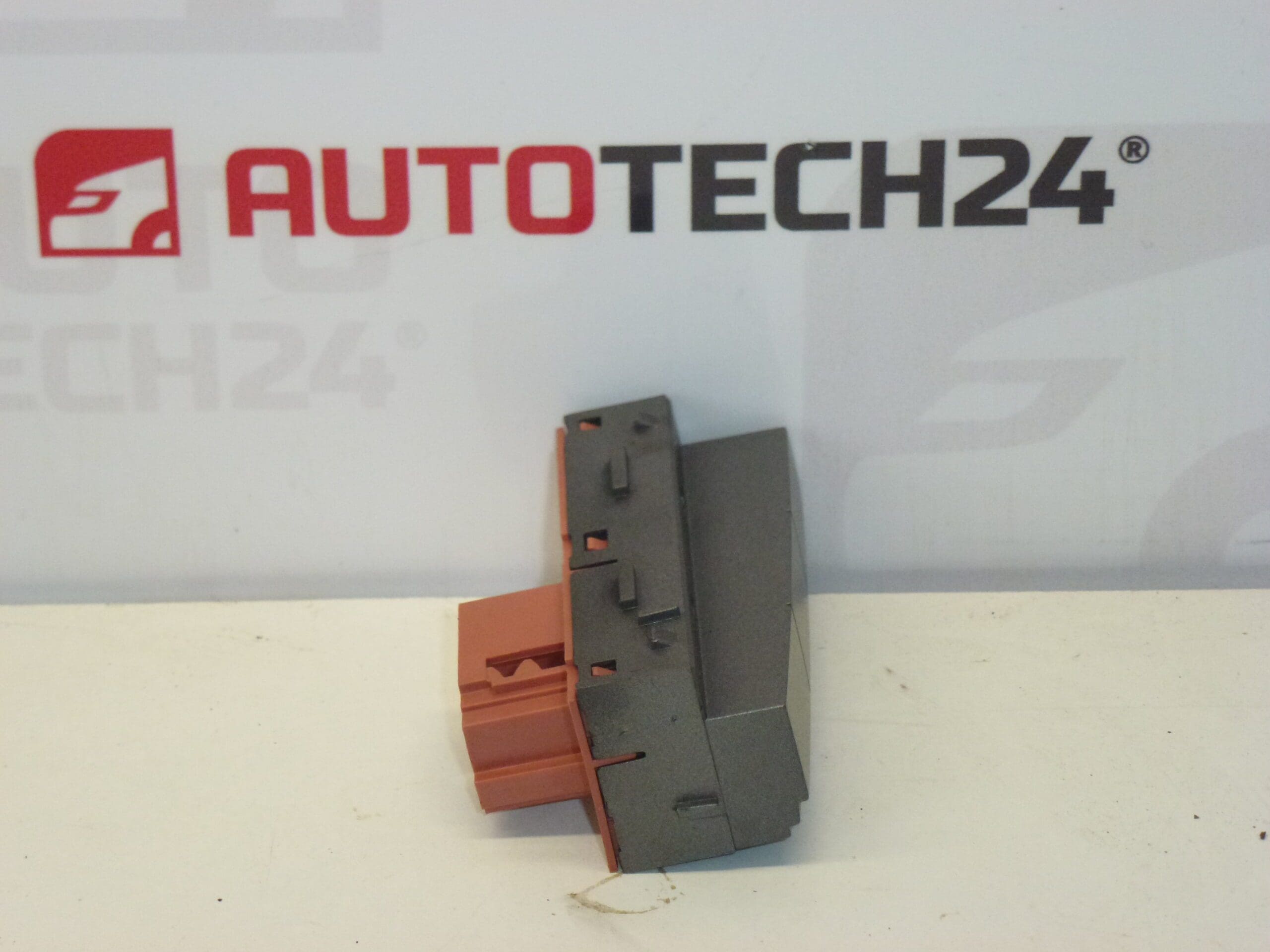 Bouchon Citroën C5 II 96470291YW