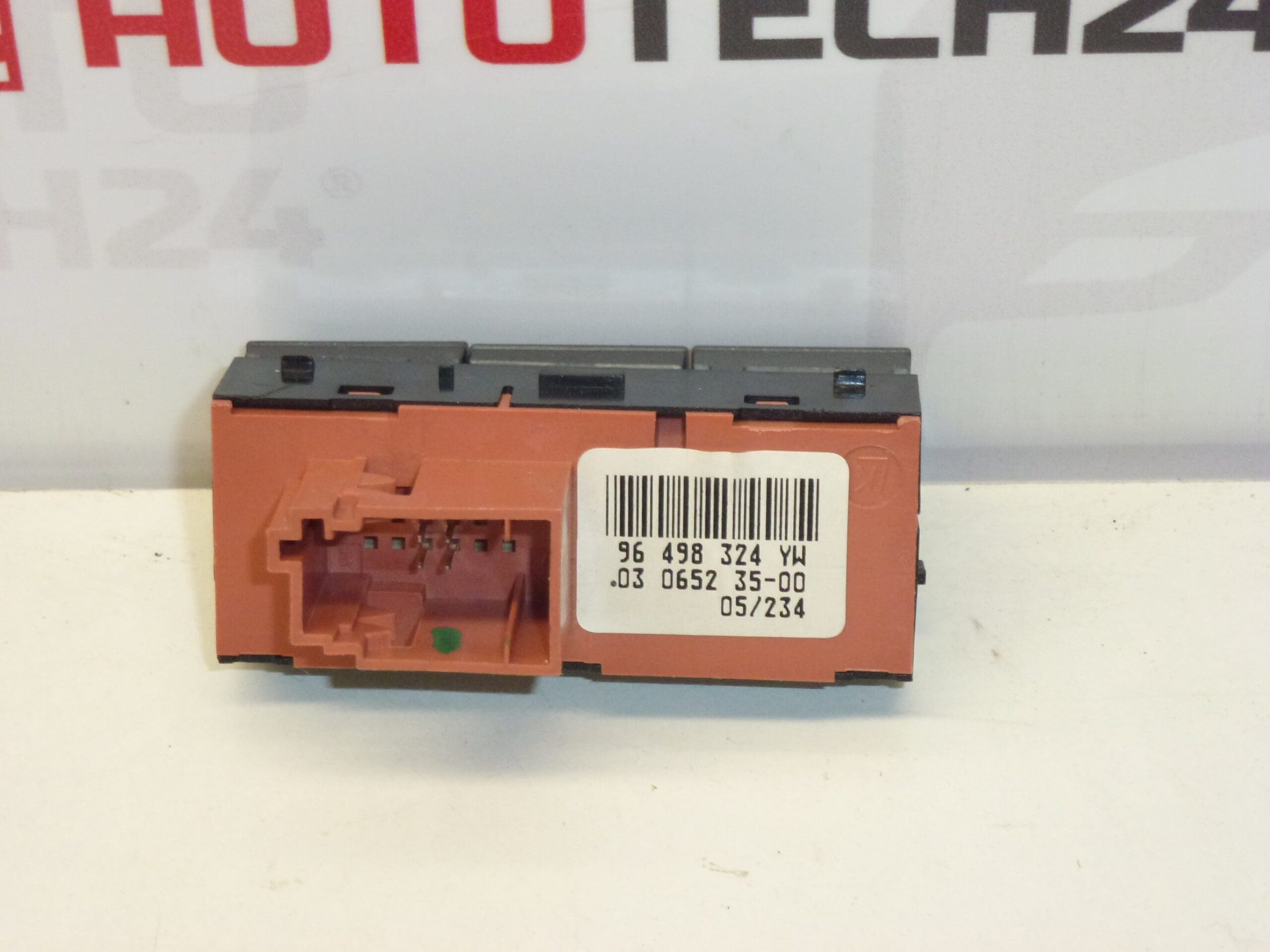 Commutateur PDC Citroën C5 II 96498324YW 6554JL