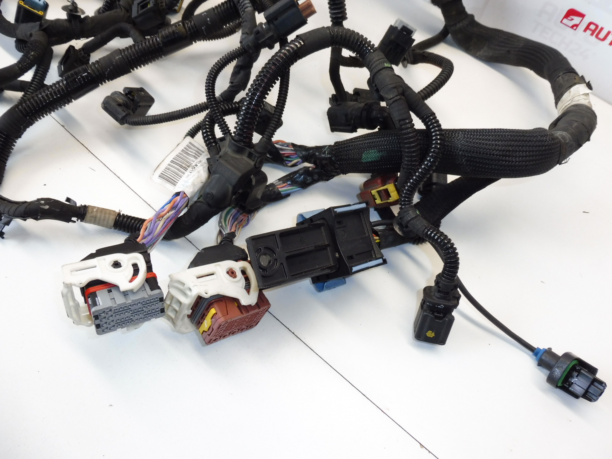 Ensemble moteur principal 1.6 e-HDI Citroën Peugeot 9674051780 6585L0 9678303980