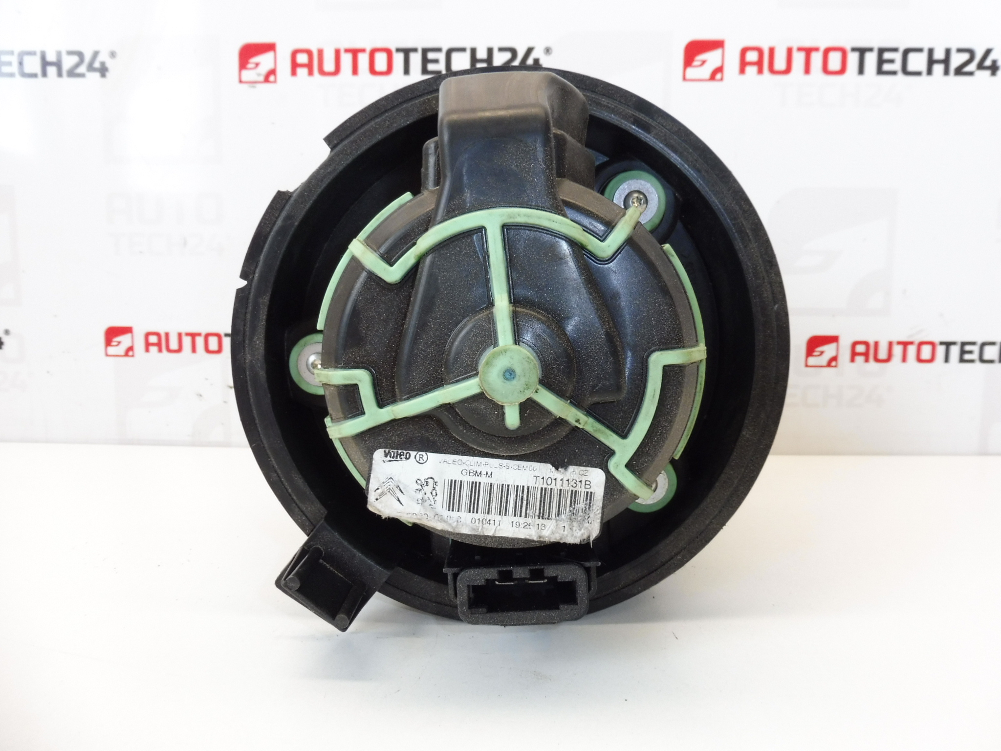 Ventilateur de chauffage Valeo Citroen Peugeot T1011131B 6441CZ