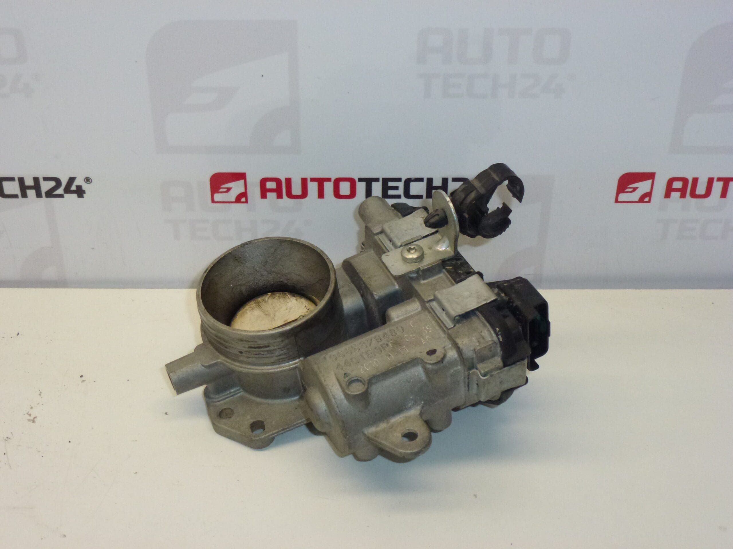 Papillon des gaz Citroën Peugeot 1.4 9685879480 163667