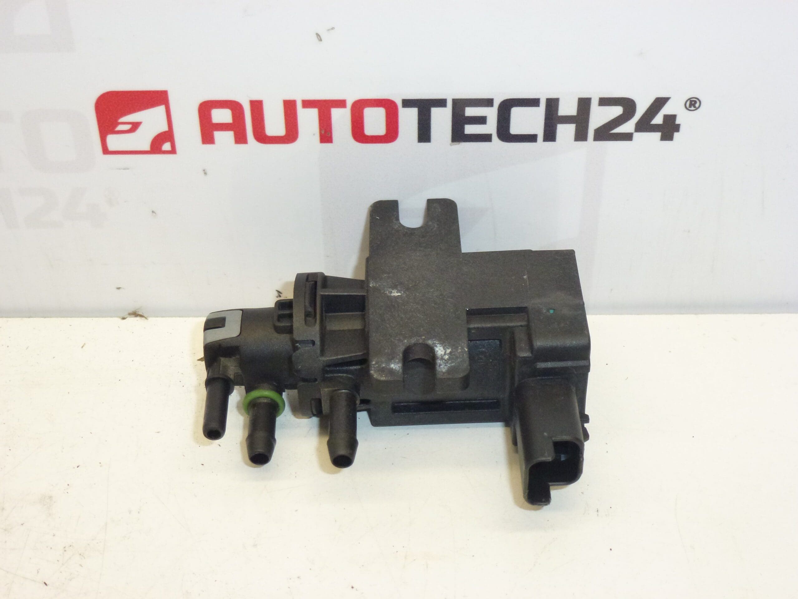 Soupape de dépression Citroën Peugeot 9674084680 1618QQ