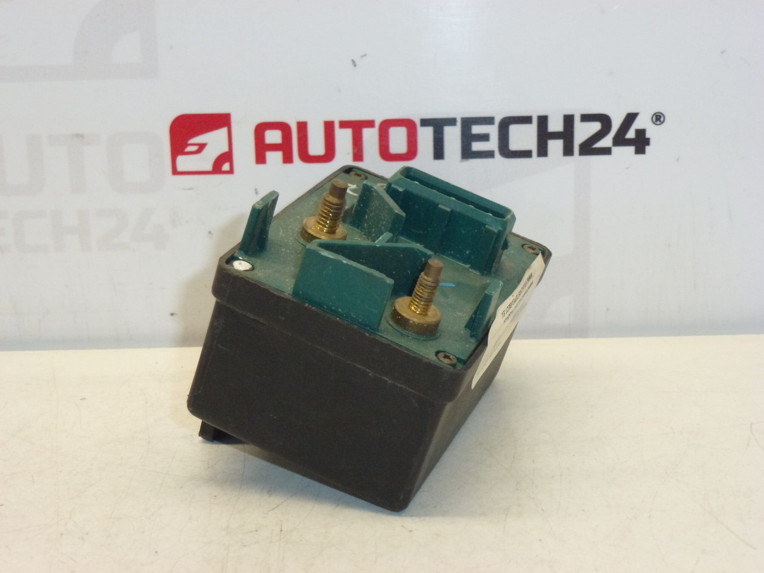 Relais de préchauffage NAGARES Citroën Peugeot 9619039780