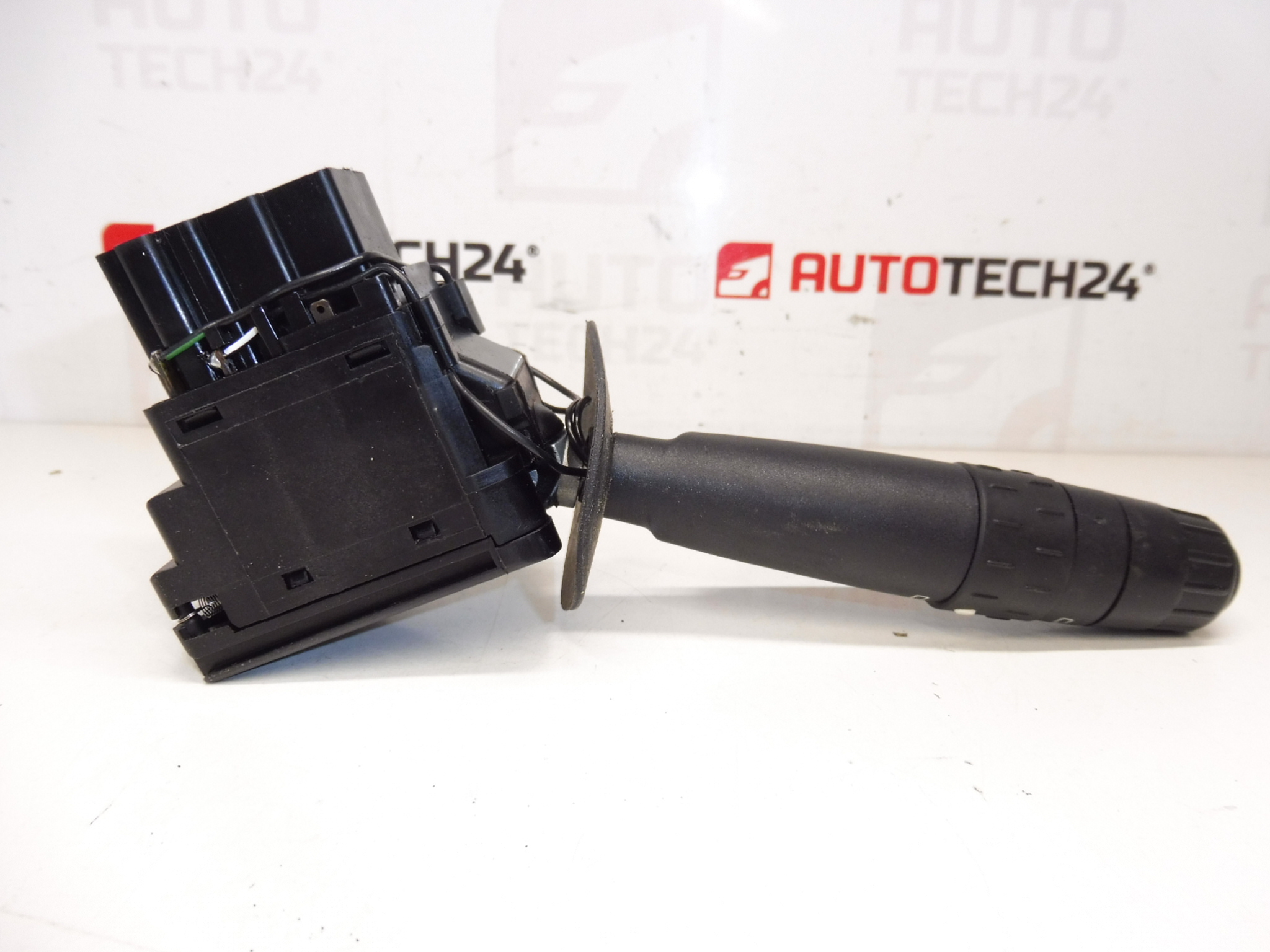 Contrôleur de lumière Citroën Peugeot 96251931ZL 625368