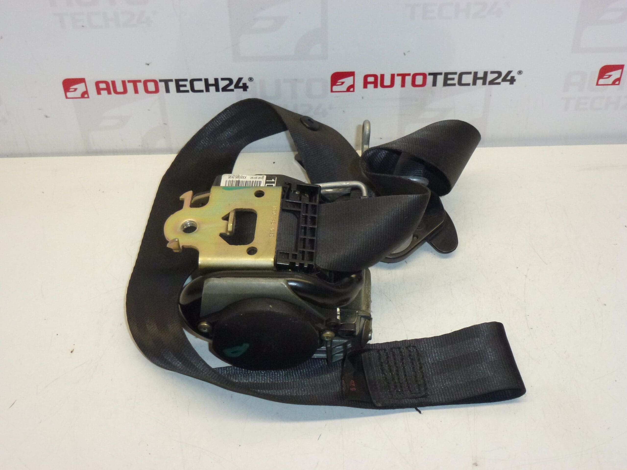 Passager pyrope Citroën C4 3 portes 96479909XX 8974KT