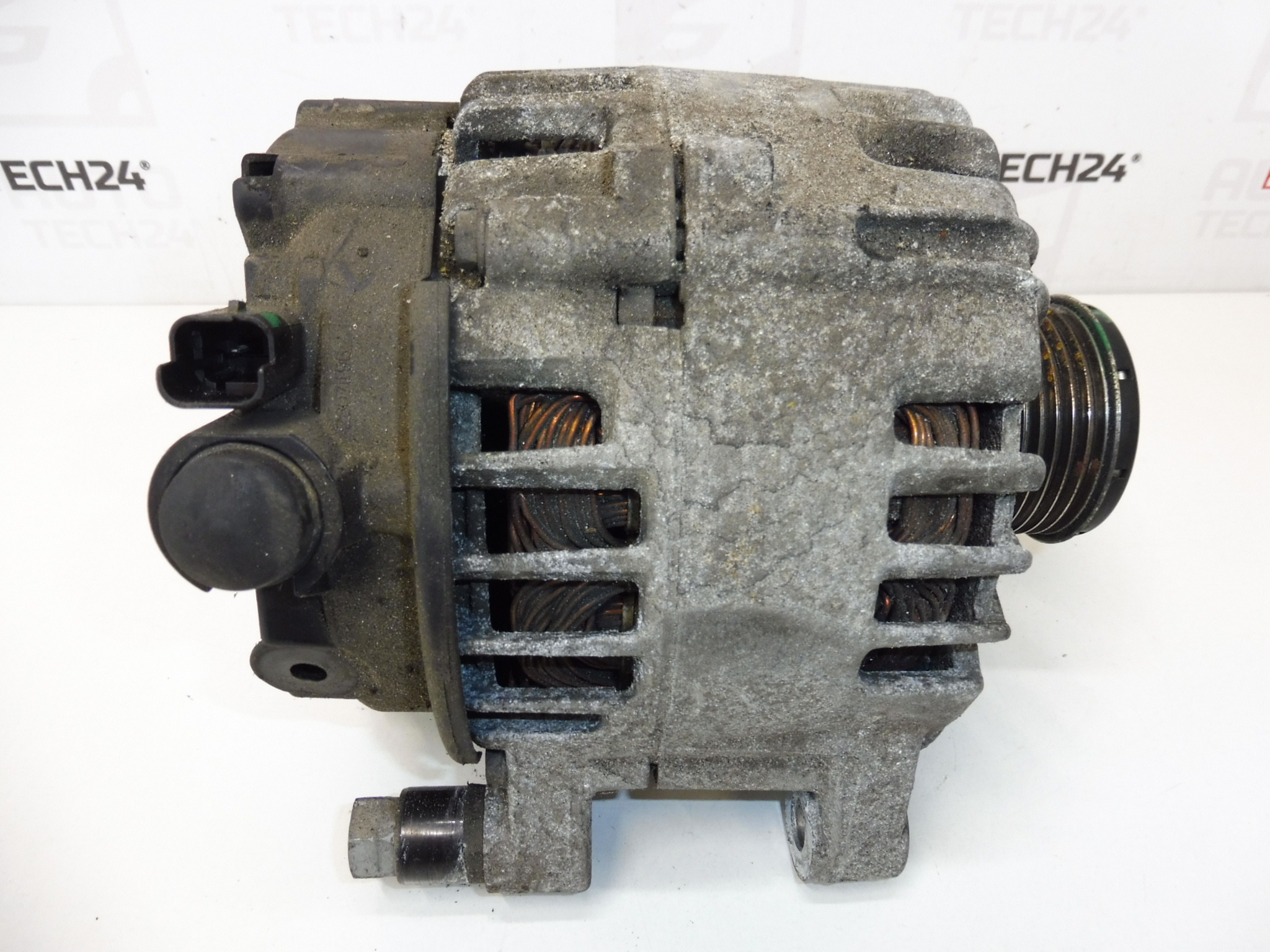 Alternateur Valeo CL15 Citroën Peugeot 1.6 e-HDI 9678048880 5705KV