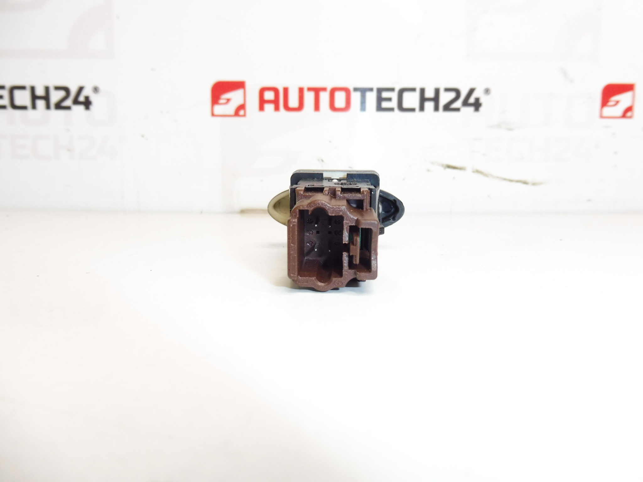 Interrupteur de verrouillage centralisé Citroën C5 96326949ZL 655499