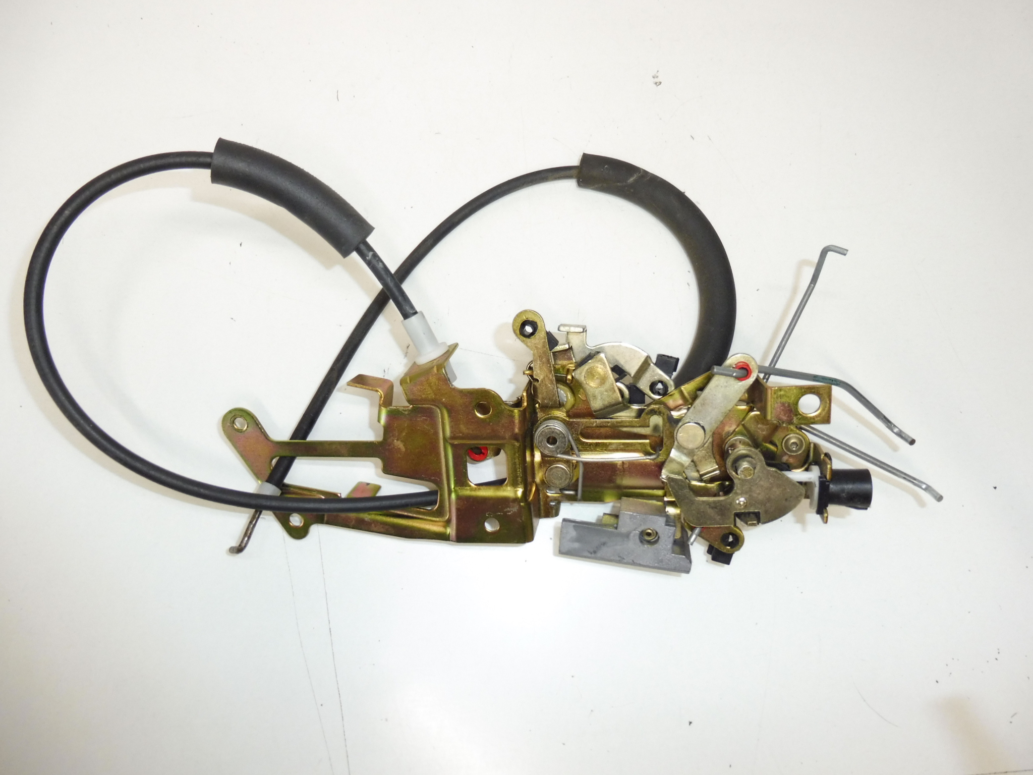 Serrure de porte arrière gauche Citroën Peugeot Partner 9138F6