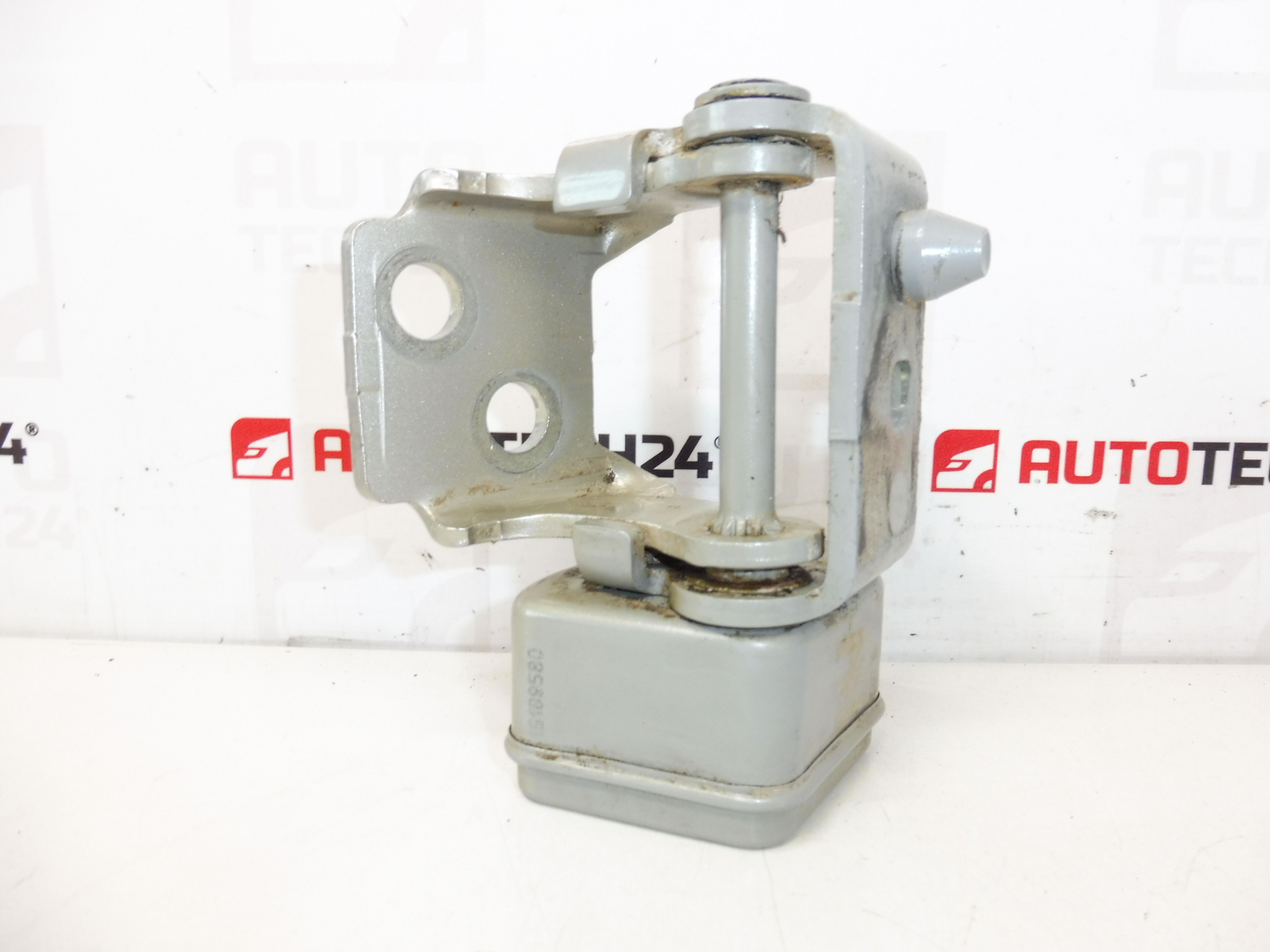 Butée de charnière de porte arrière gauche Peugeot 207 15189580 9037C1