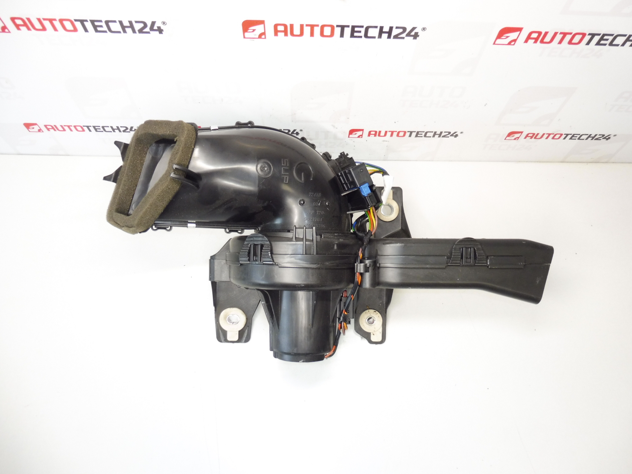 Ventilateur de chauffage gauche Peugeot 3008 5008 9683441680 T5157001 6441CV