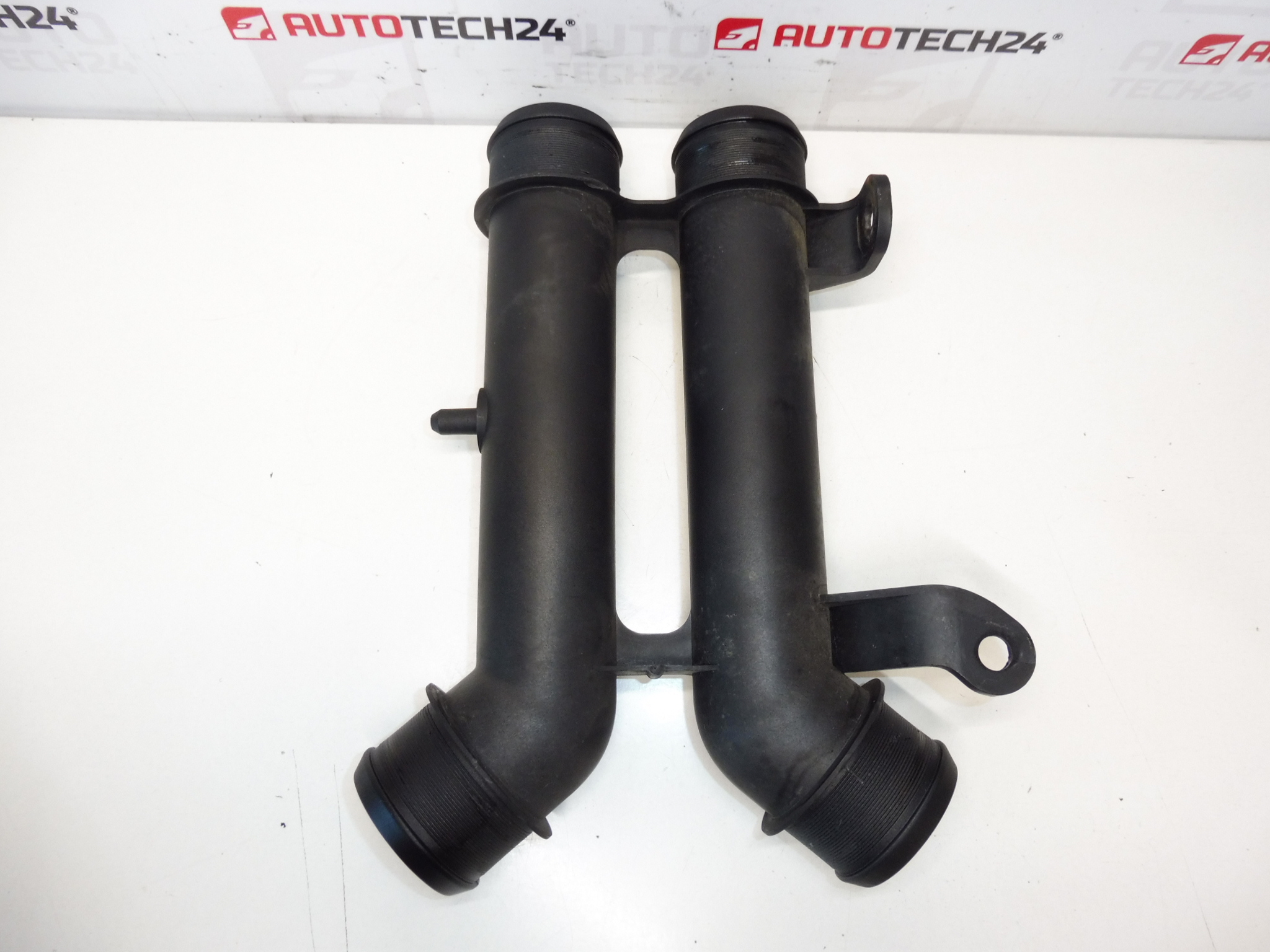 Raccordement air 1.6 HDI Citroën Peugeot 0382EE