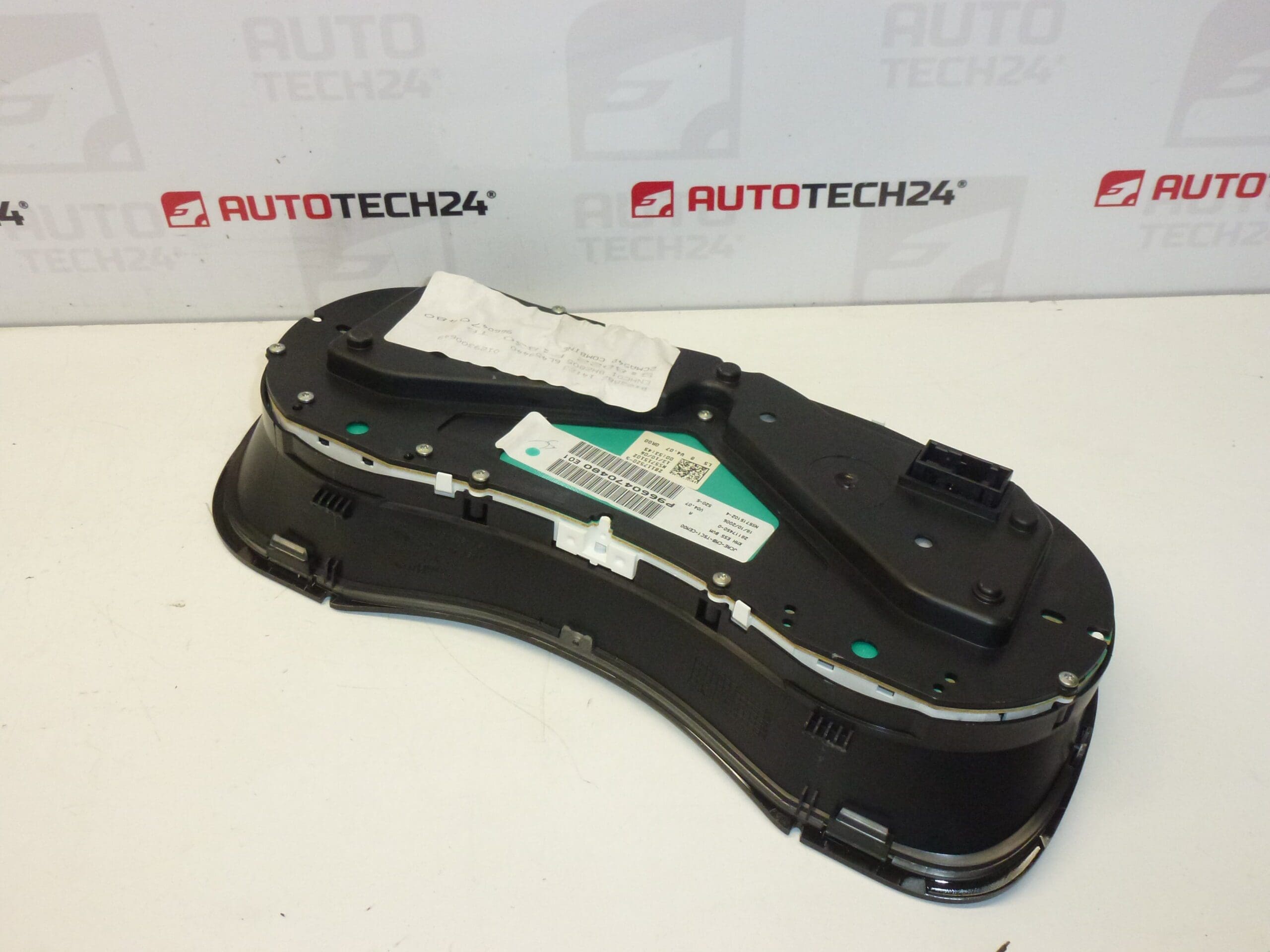 Compteur de vitesse Peugeot 307 kilométrage 129000 km 9660470480 6103L5