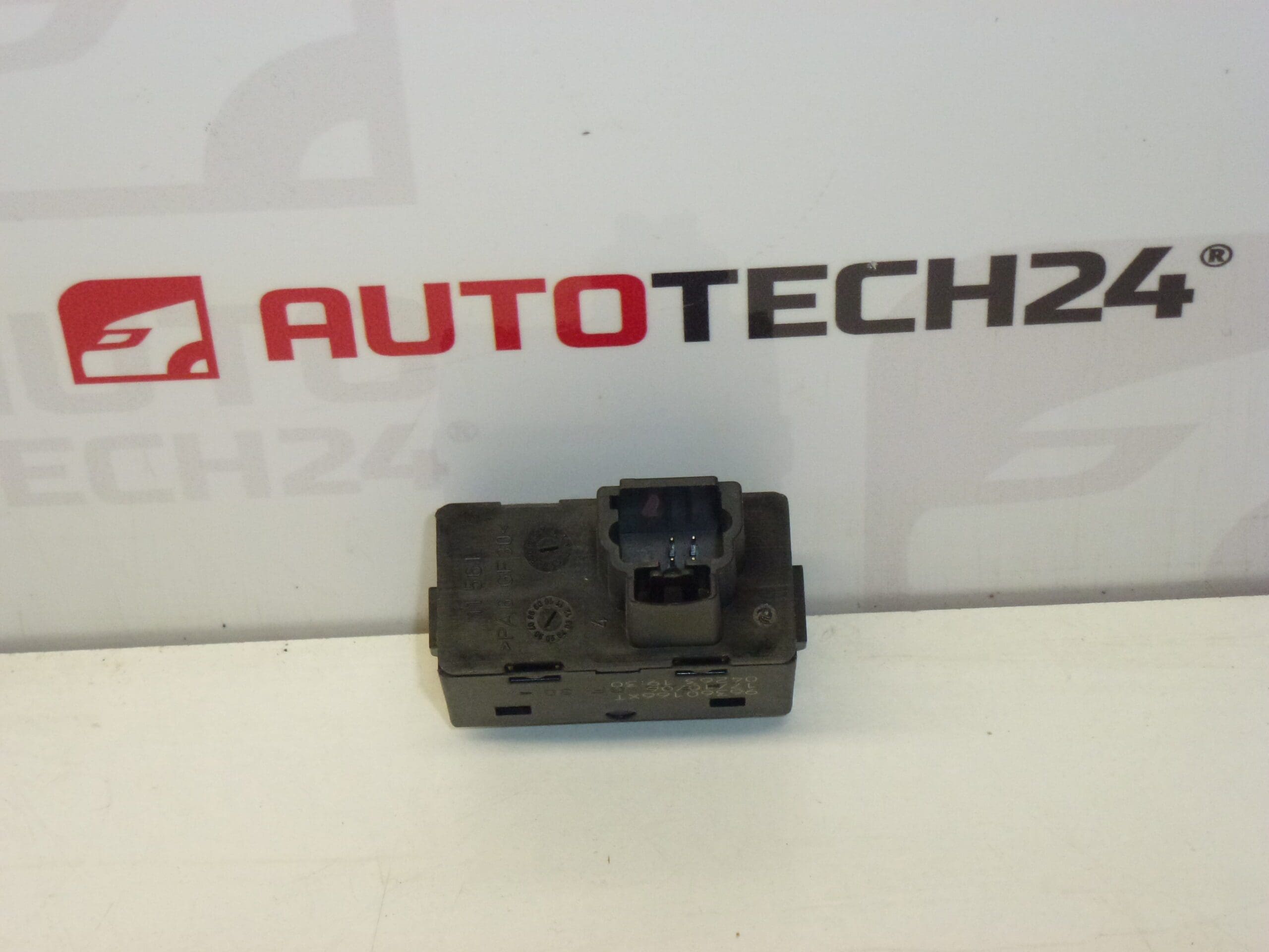 Citroën Peugeot 96360166XT 6554E8 Commande de vitre