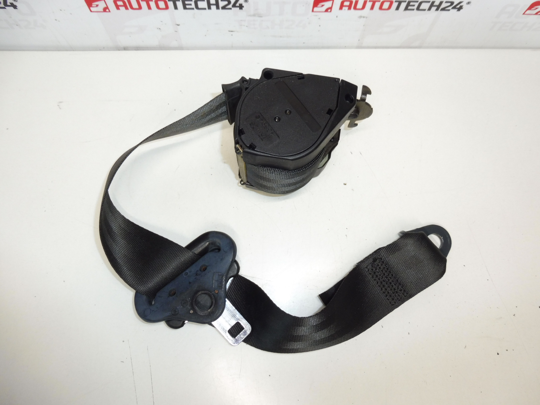 Ceinture de sécurité arrière droite Citroën C3 96408573XX 8973TZ