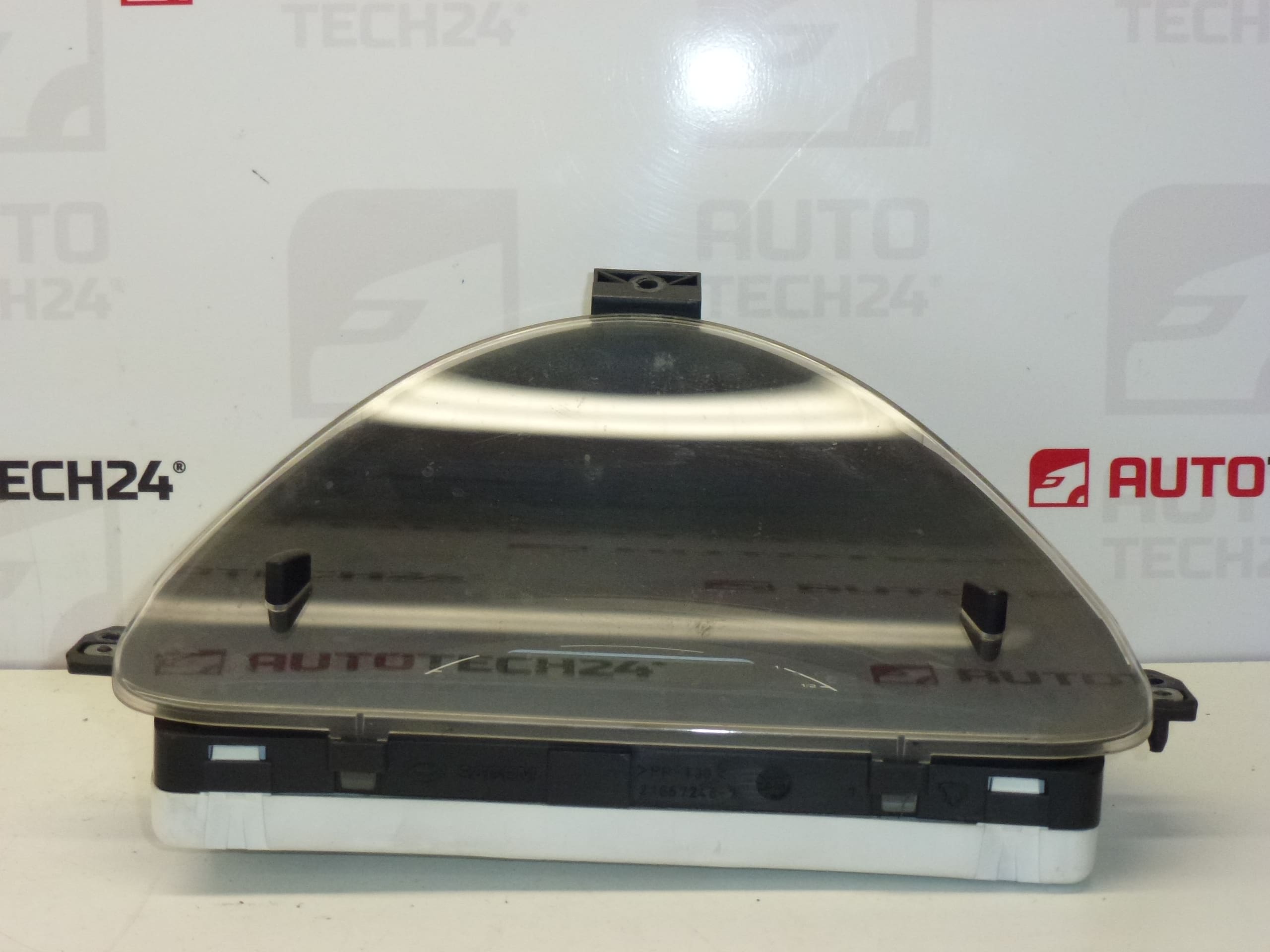 Compteur de vitesse Citroën C2 C3 sensodrive 235000 km 9650735580 6104ZJ