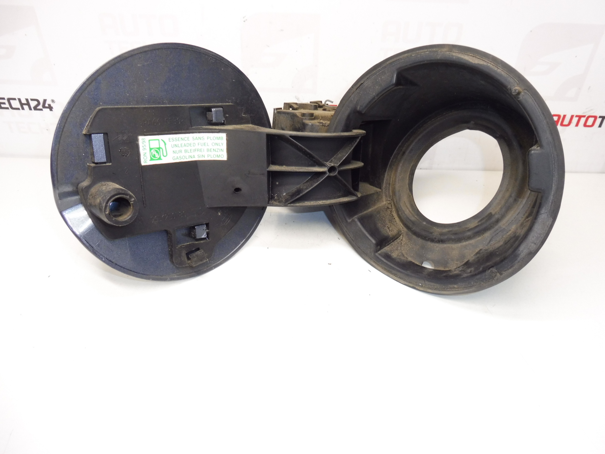 Bouchon de réservoir Peugeot 1007 9645935580 1517C3 151882