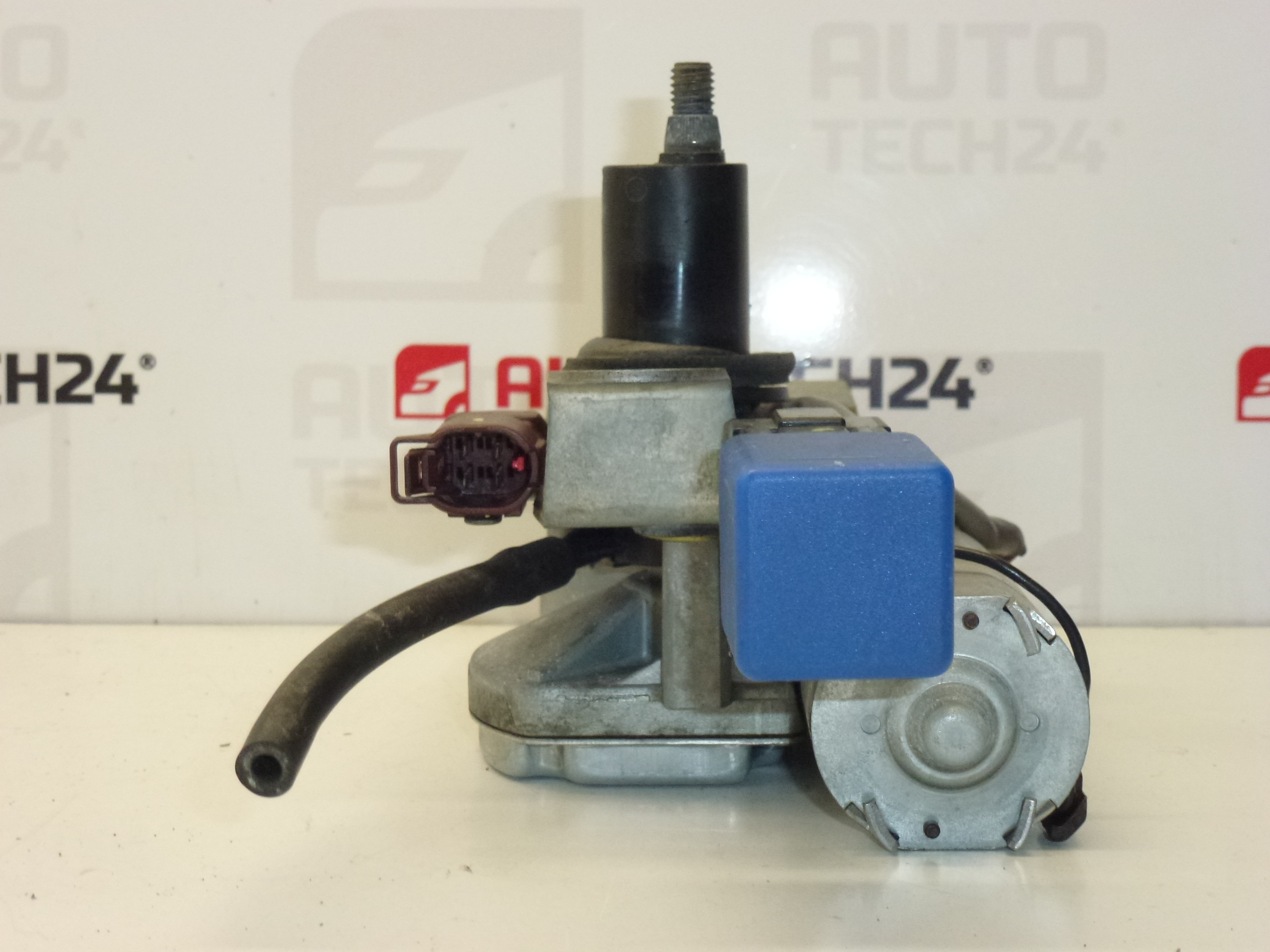 Moteur d'essuie glace arrière Citroën Xsara 962381888 6405E5