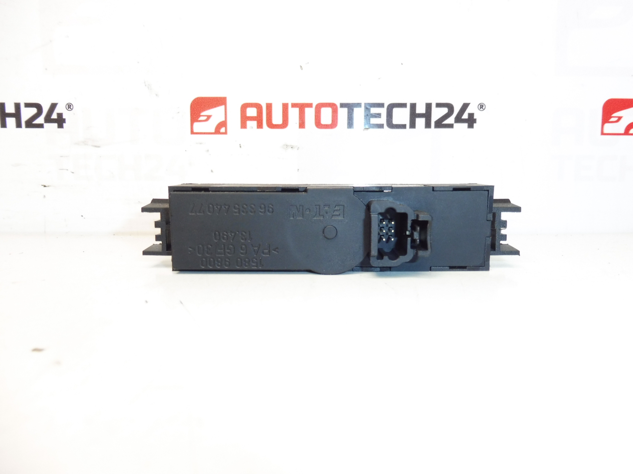 Commande de navigation Peugeot 607 9633544077 656362