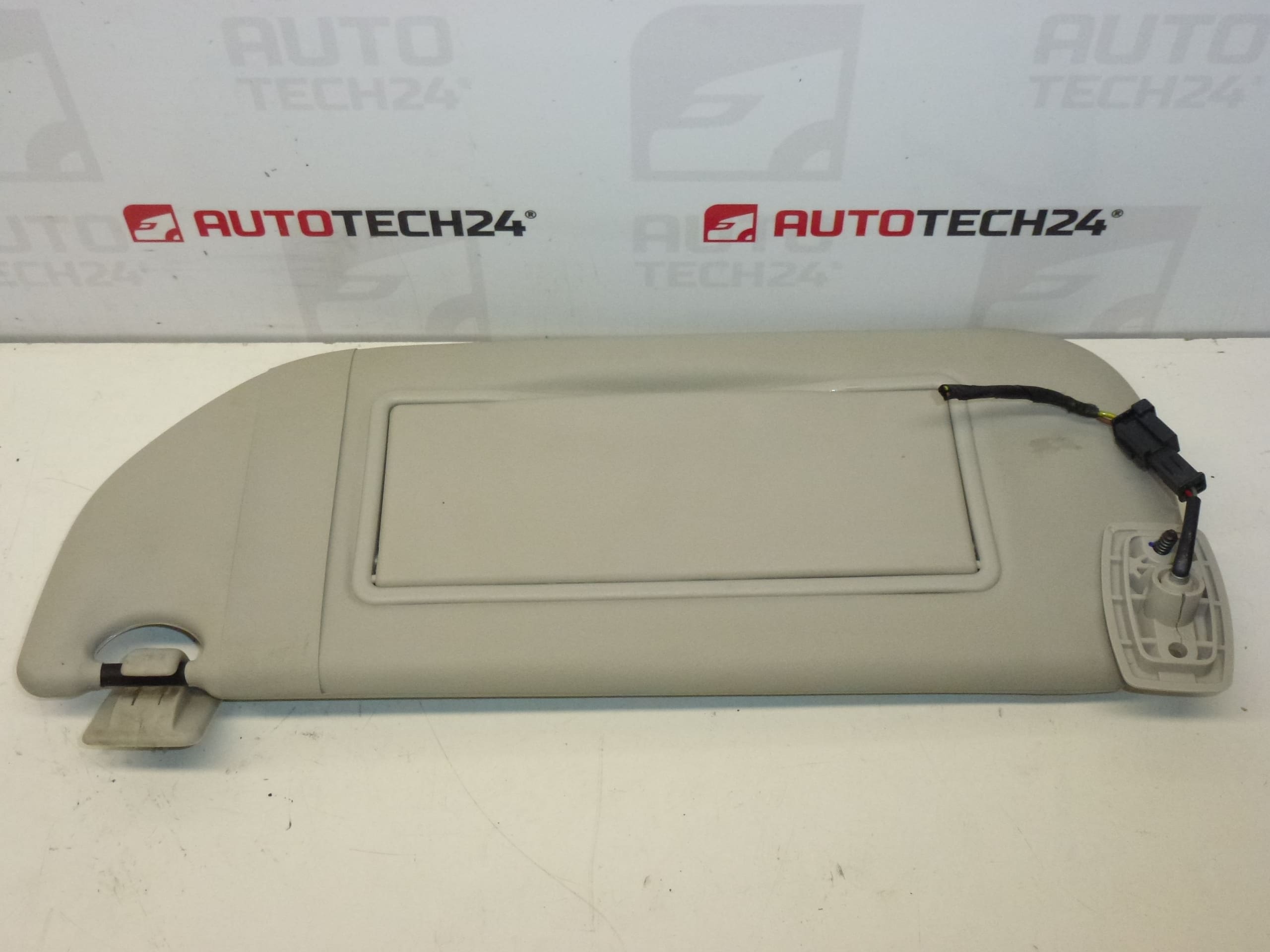 Pare-soleil Citroën C2 C3 éclairage - gauche 8143KN