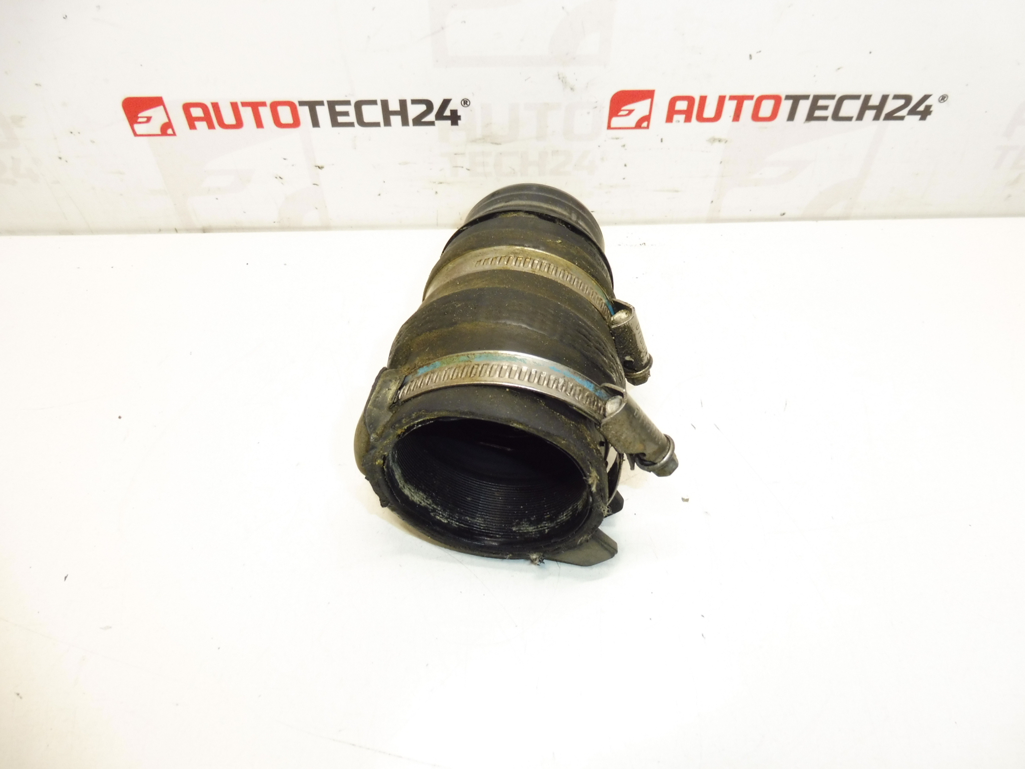 Durite turbo Citroën C8 Peugeot 807 2.2 HDI 125KW 0382LH