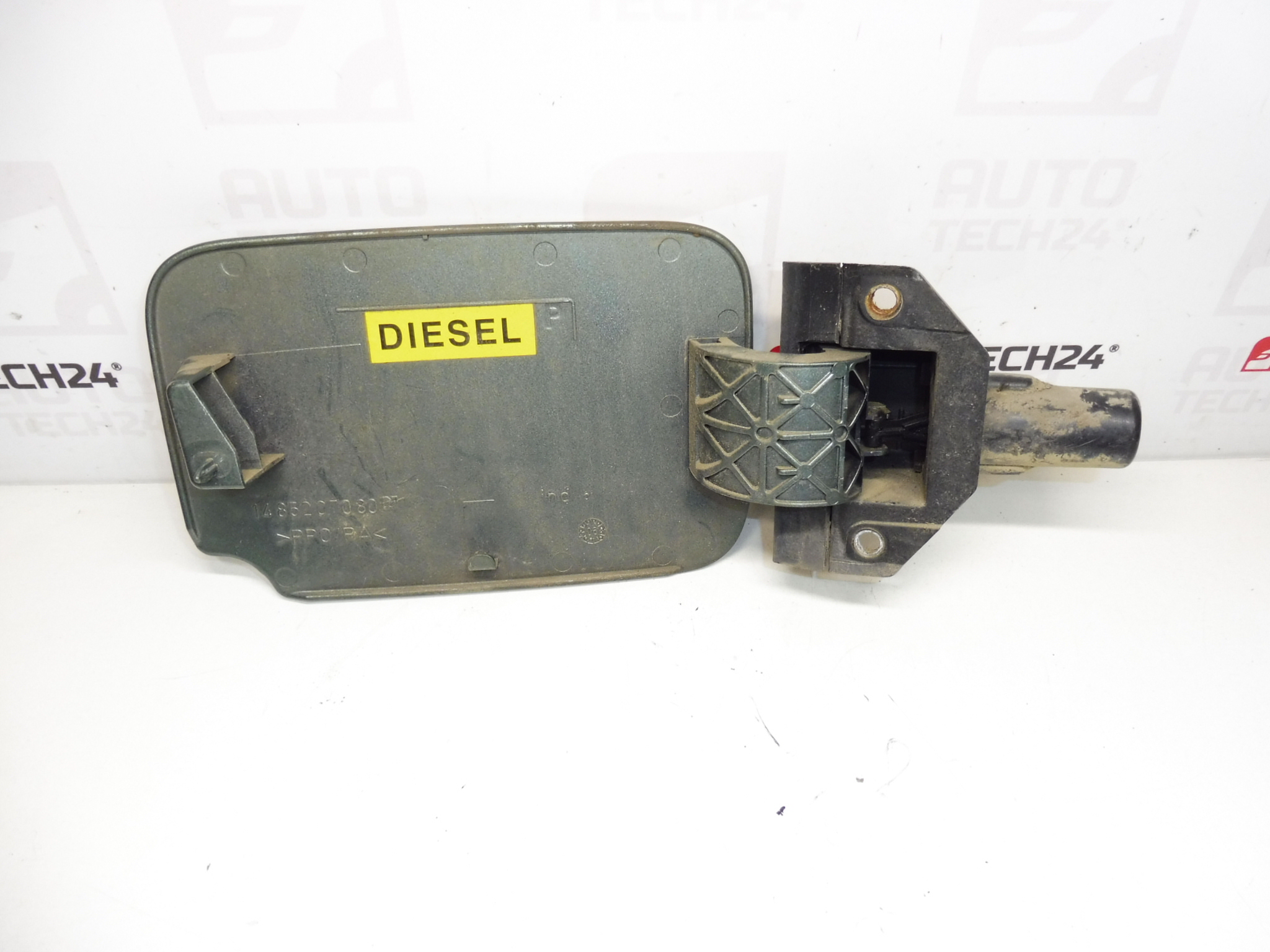 Couvercle de bouchon de réservoir Peugeot 807 Citroën C8 KGB 1485207080 151790