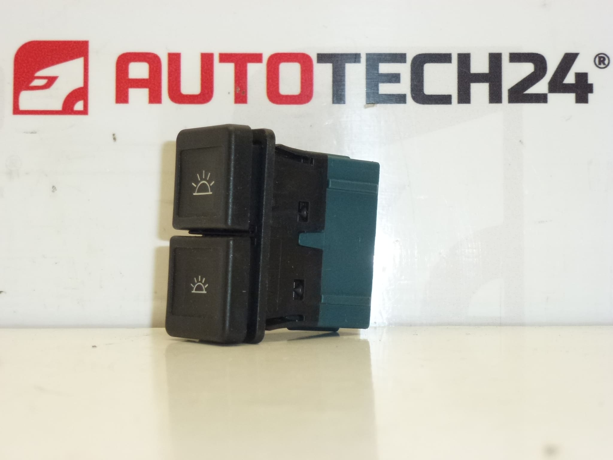 Contrôleur d'éclairage intérieur Citroën Peugeot 655421